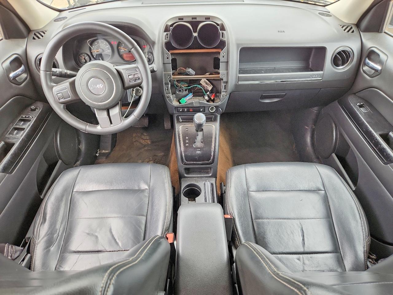 2015 Jeep Patriot Latitude Green vin: 1C4NJRFB7FD259117