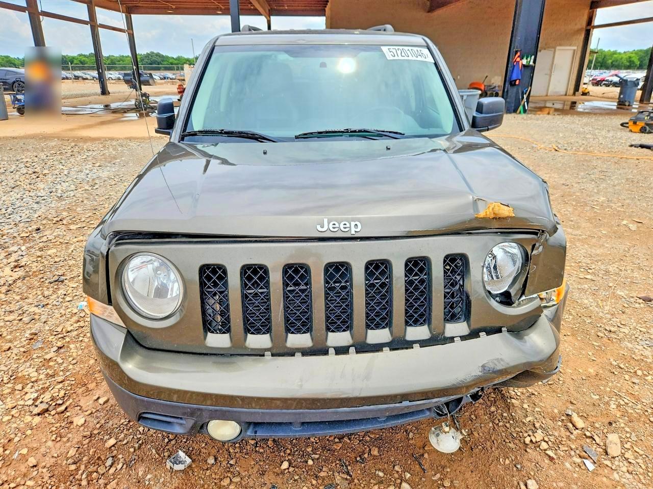 2015 Jeep Patriot Latitude Green vin: 1C4NJRFB7FD259117