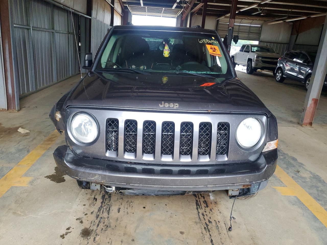 2015 Jeep Patriot Latitude Gray vin: 1C4NJRFB7FD290920