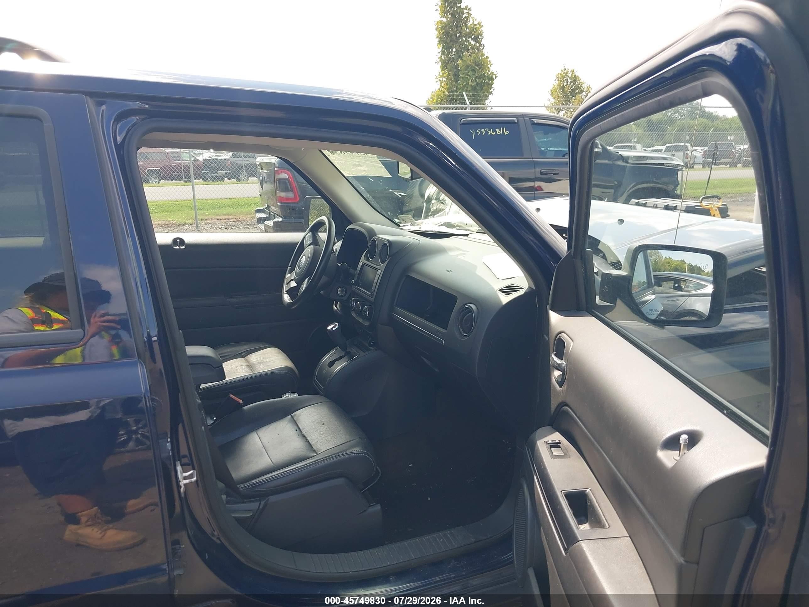 2015 Jeep Patriot High Altitude Edition Синий vin: 1C4NJRFB7FD365938