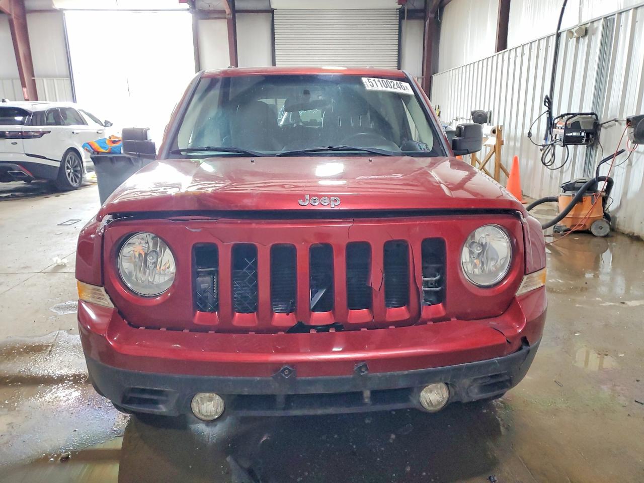 2015 Jeep Patriot Latitude Red vin: 1C4NJRFB7FD412370