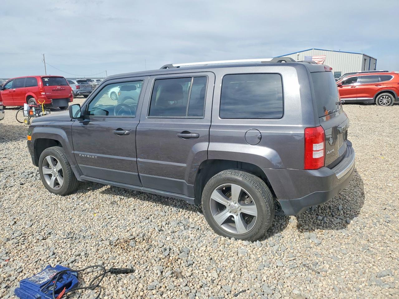 2017 Jeep Patriot Latitude Gray vin: 1C4NJRFB7HD114520