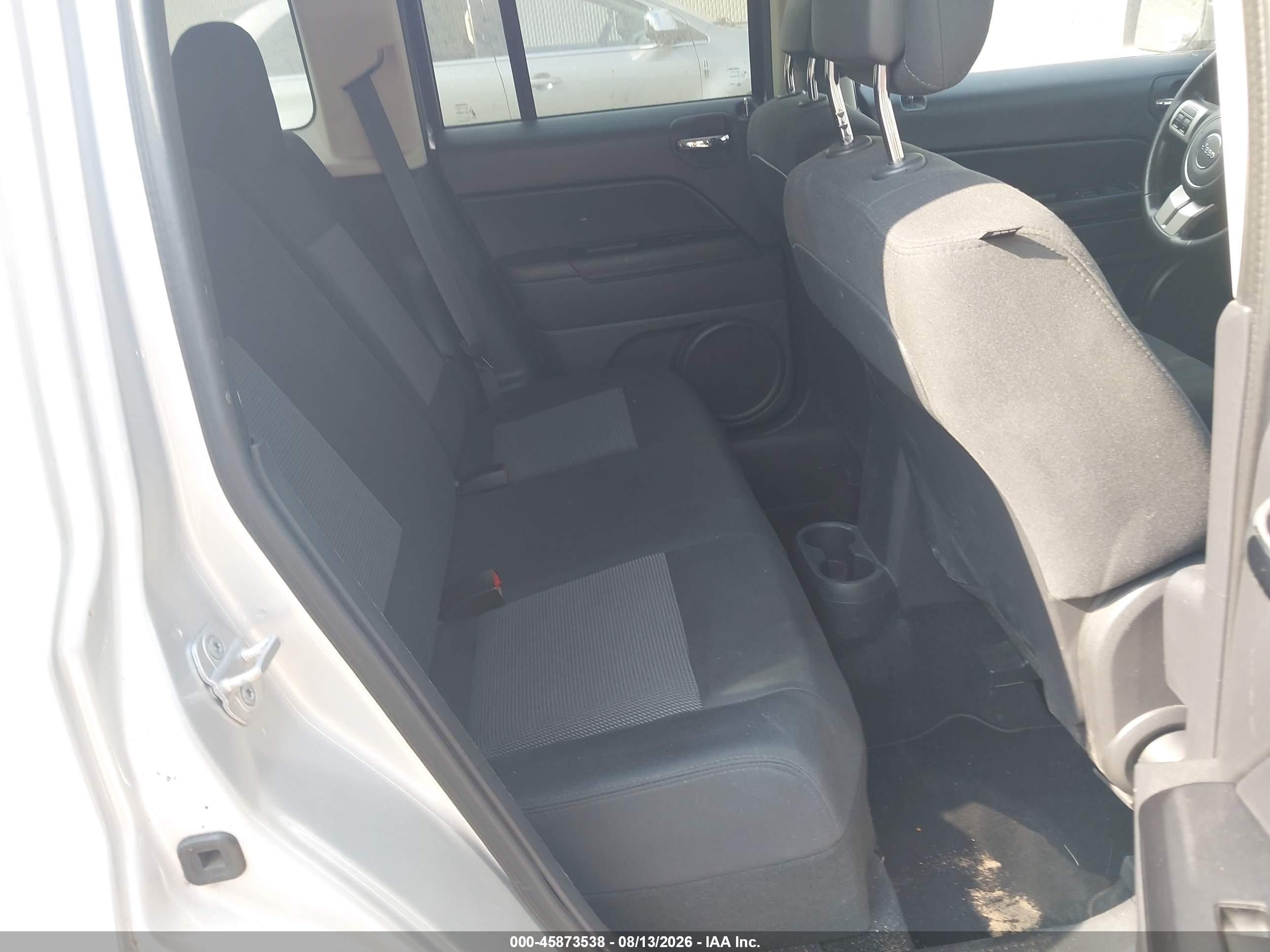 2012 Jeep Patriot Latitude Silver vin: 1C4NJRFB8CD511064