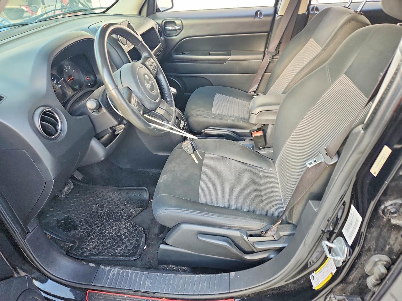 2012 Jeep Patriot Latitude Черный vin: 1C4NJRFB8CD683272