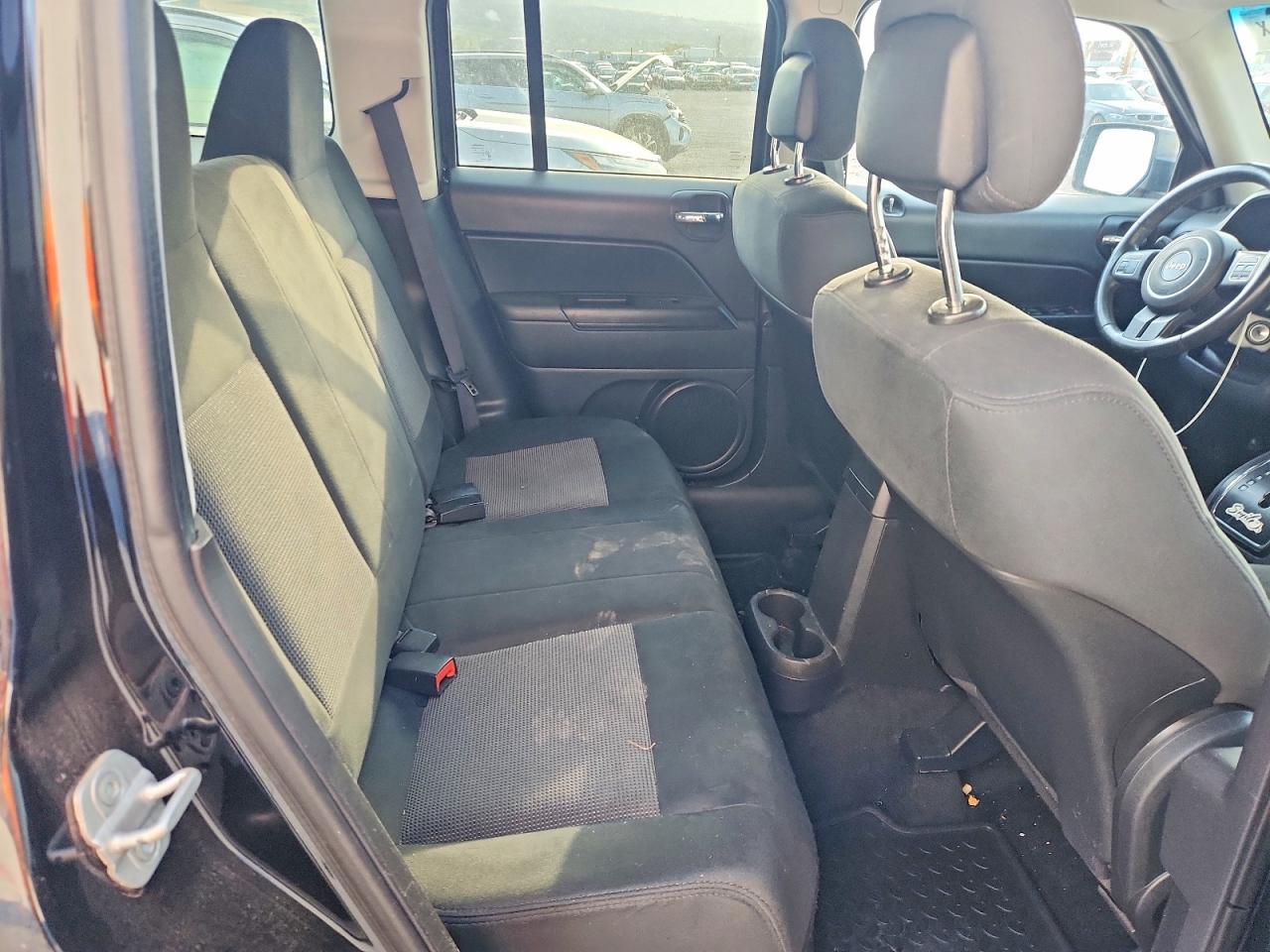 2012 Jeep Patriot Latitude Черный vin: 1C4NJRFB8CD683272