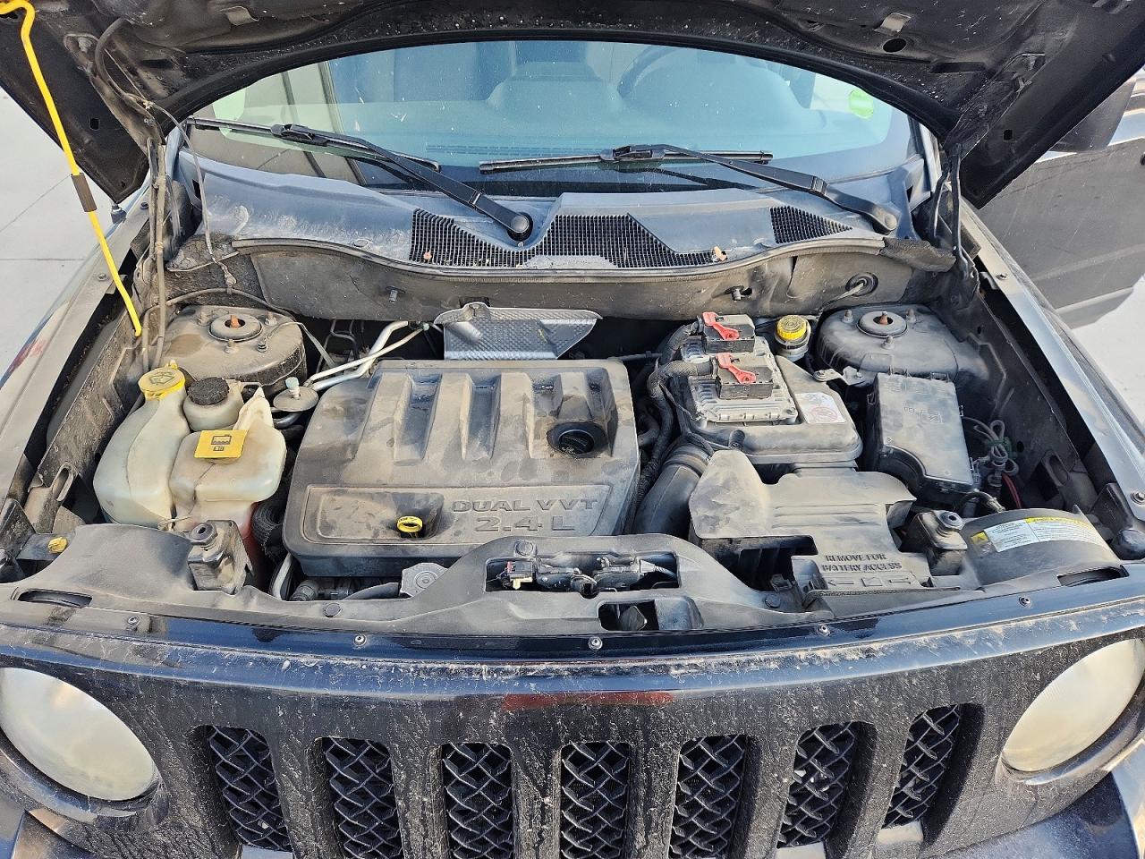 2012 Jeep Patriot Latitude Черный vin: 1C4NJRFB8CD683272