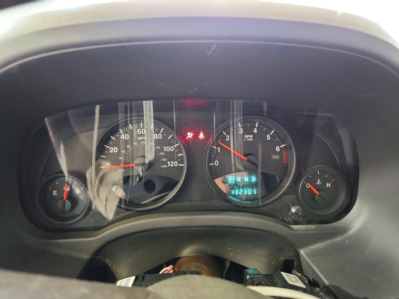 2013 Jeep Patriot Latitude Silver vin: 1C4NJRFB8DD101091