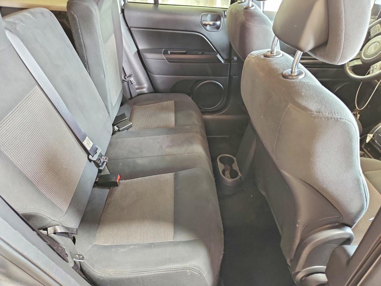 2013 Jeep Patriot Latitude Silver vin: 1C4NJRFB8DD101091