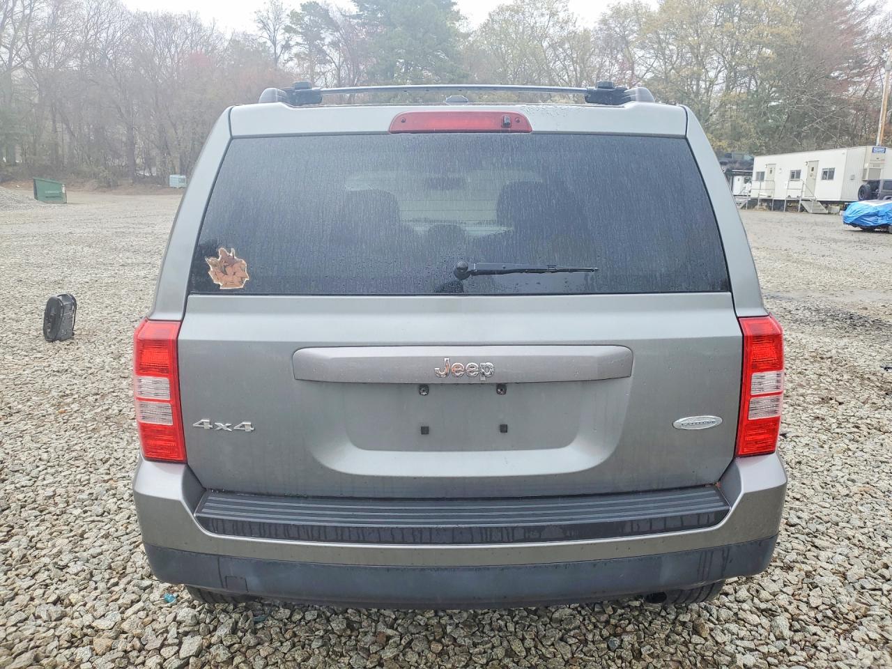 2014 Jeep Patriot Gray vin: 1C4NJRFB8ED509222