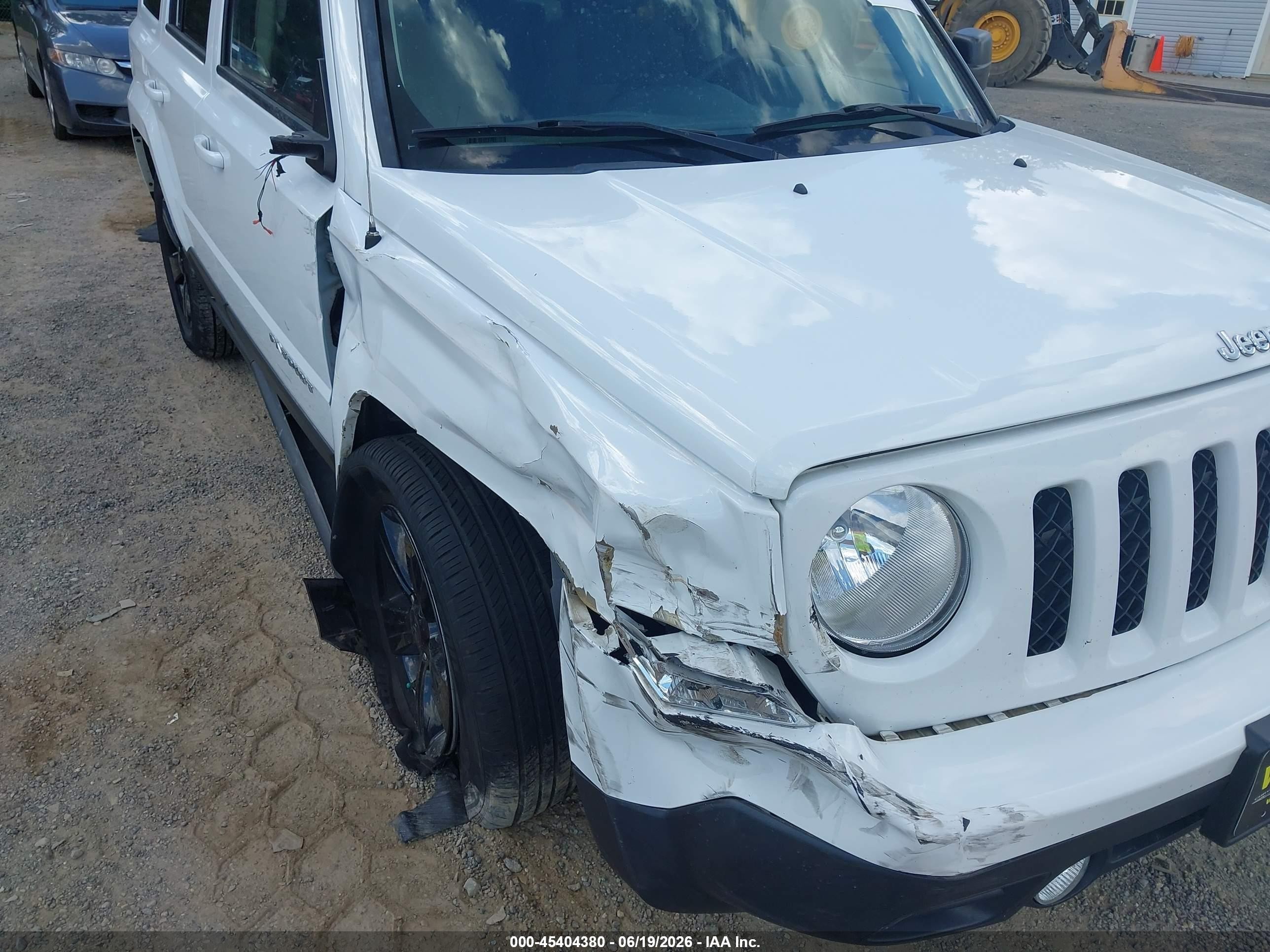 2014 Jeep Patriot Latitude Белый vin: 1C4NJRFB8ED762413