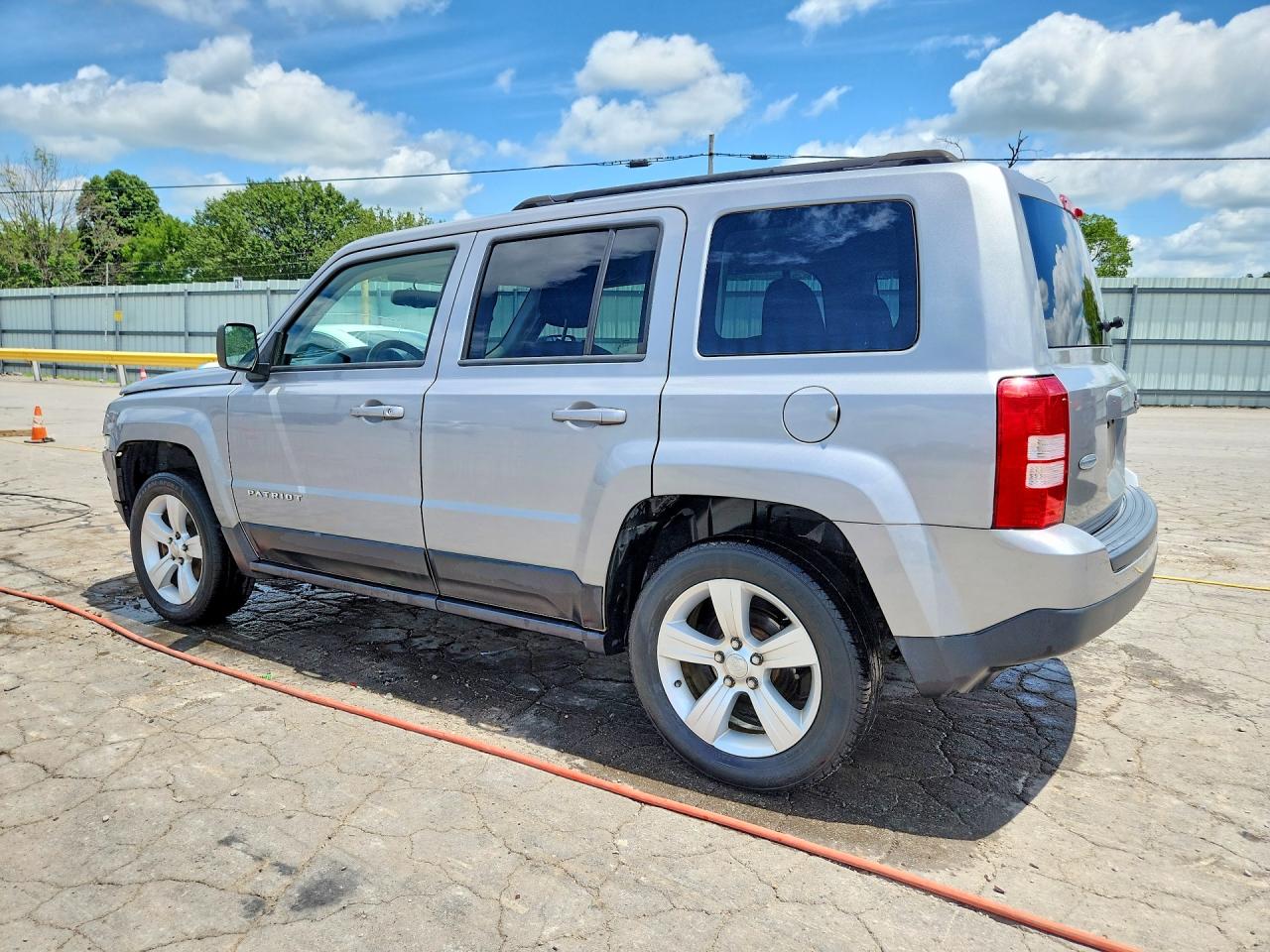 2014 Jeep Patriot Latitude Silver vin: 1C4NJRFB8ED765778