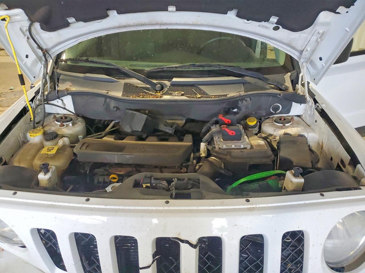 2014 Jeep Patriot Latitude Белый vin: 1C4NJRFB8ED784234