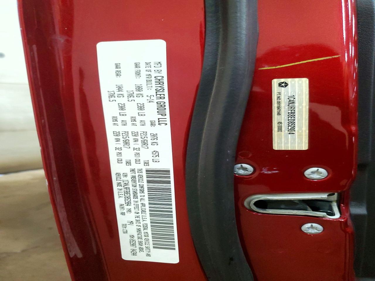 2014 Jeep Patriot Latitude Red vin: 1C4NJRFB8ED852984