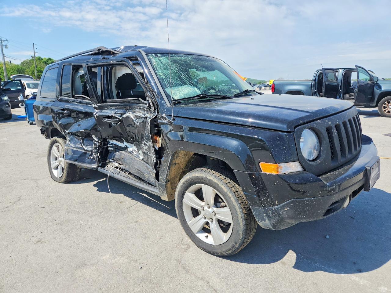 2014 Jeep Patriot Latitude Black vin: 1C4NJRFB8ED891882