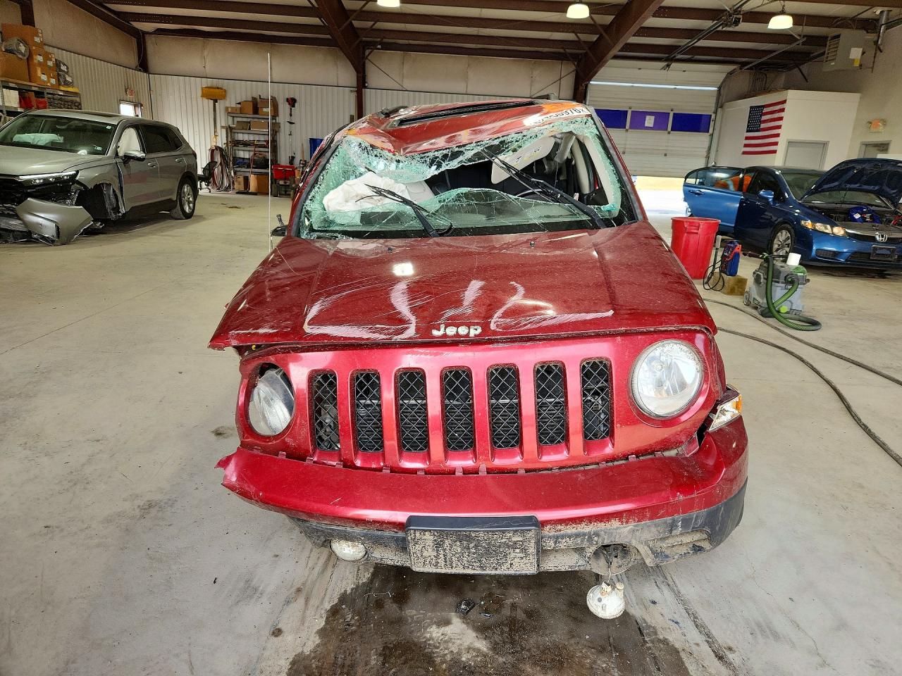 2015 Jeep Patriot Latitude Бордовый vin: 1C4NJRFB8FD272622