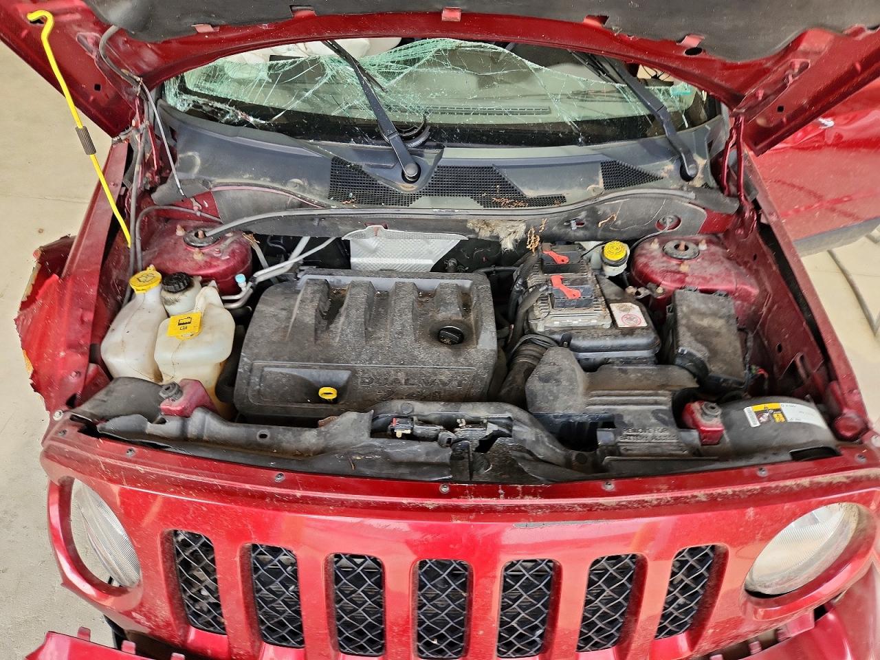 2015 Jeep Patriot Latitude Бордовый vin: 1C4NJRFB8FD272622
