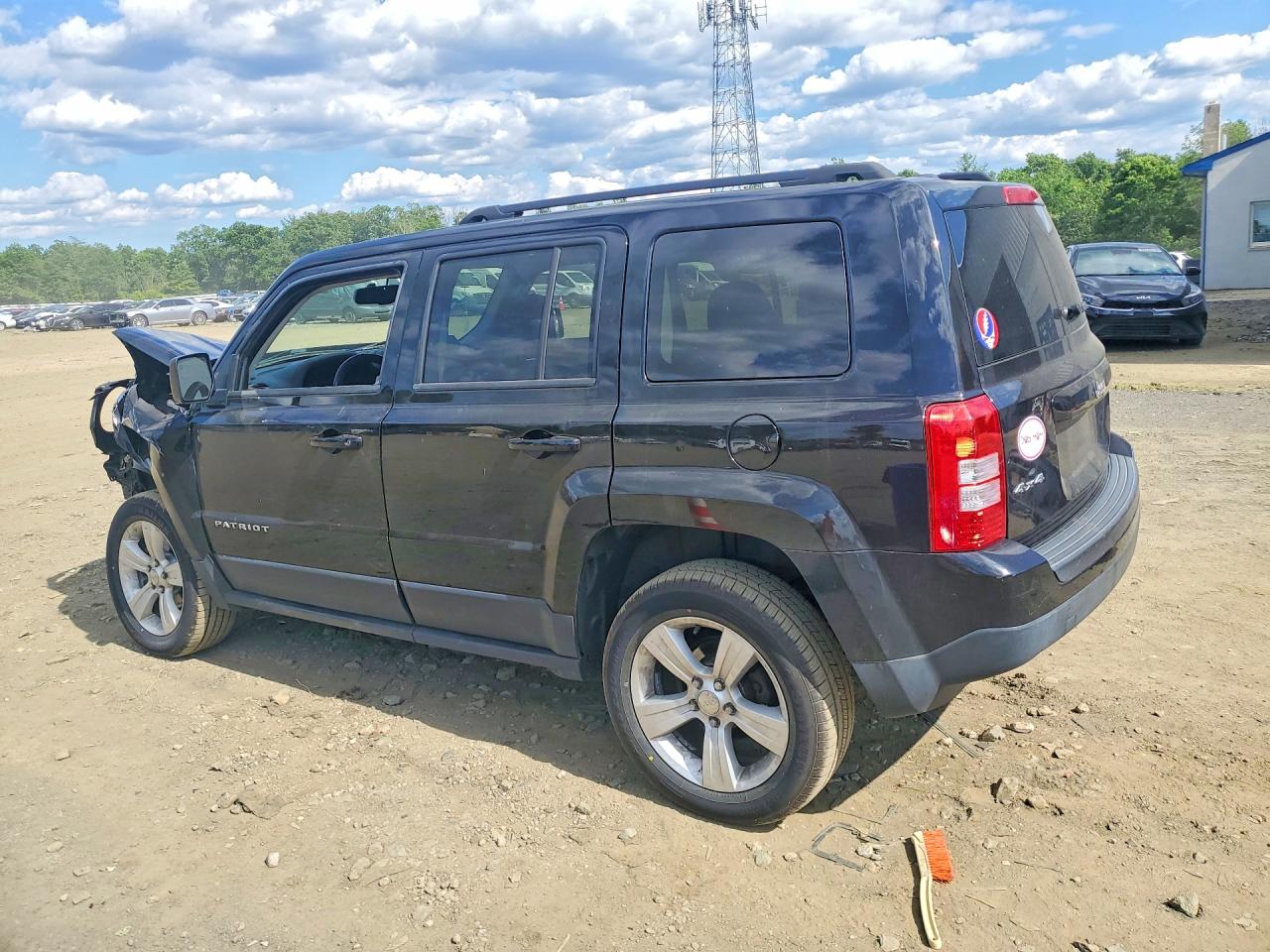2015 Jeep Patriot Latitude Black vin: 1C4NJRFB8FD280350