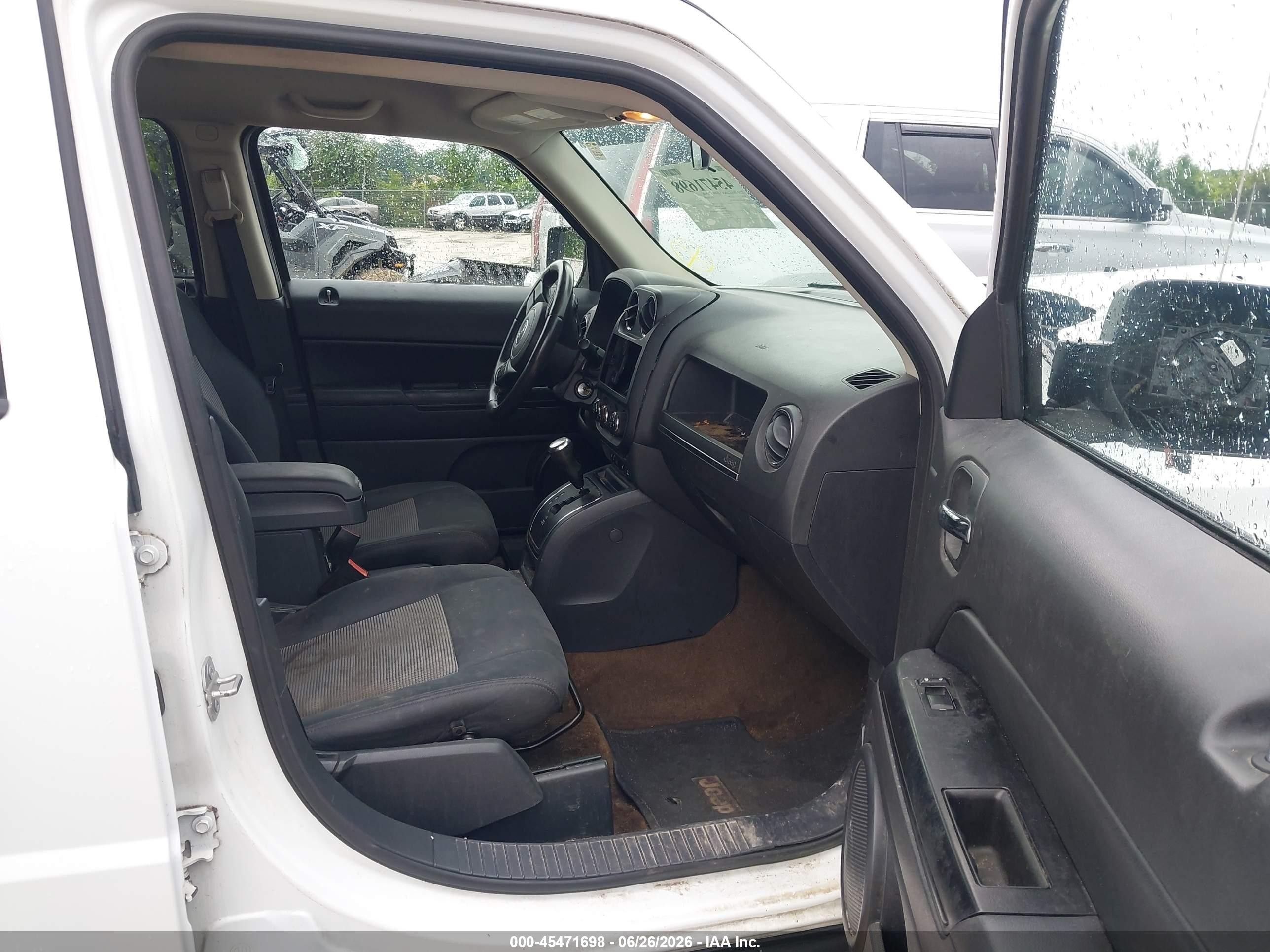 2015 Jeep Patriot Latitude Blue vin: 1C4NJRFB8FD283992