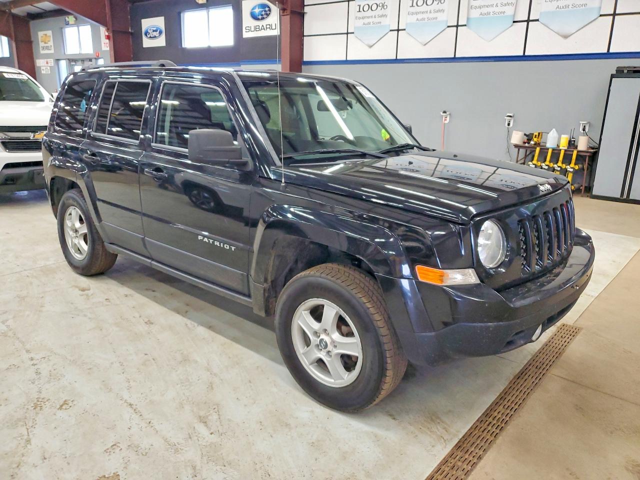 2015 Jeep Patriot Latitude Black vin: 1C4NJRFB8FD376317