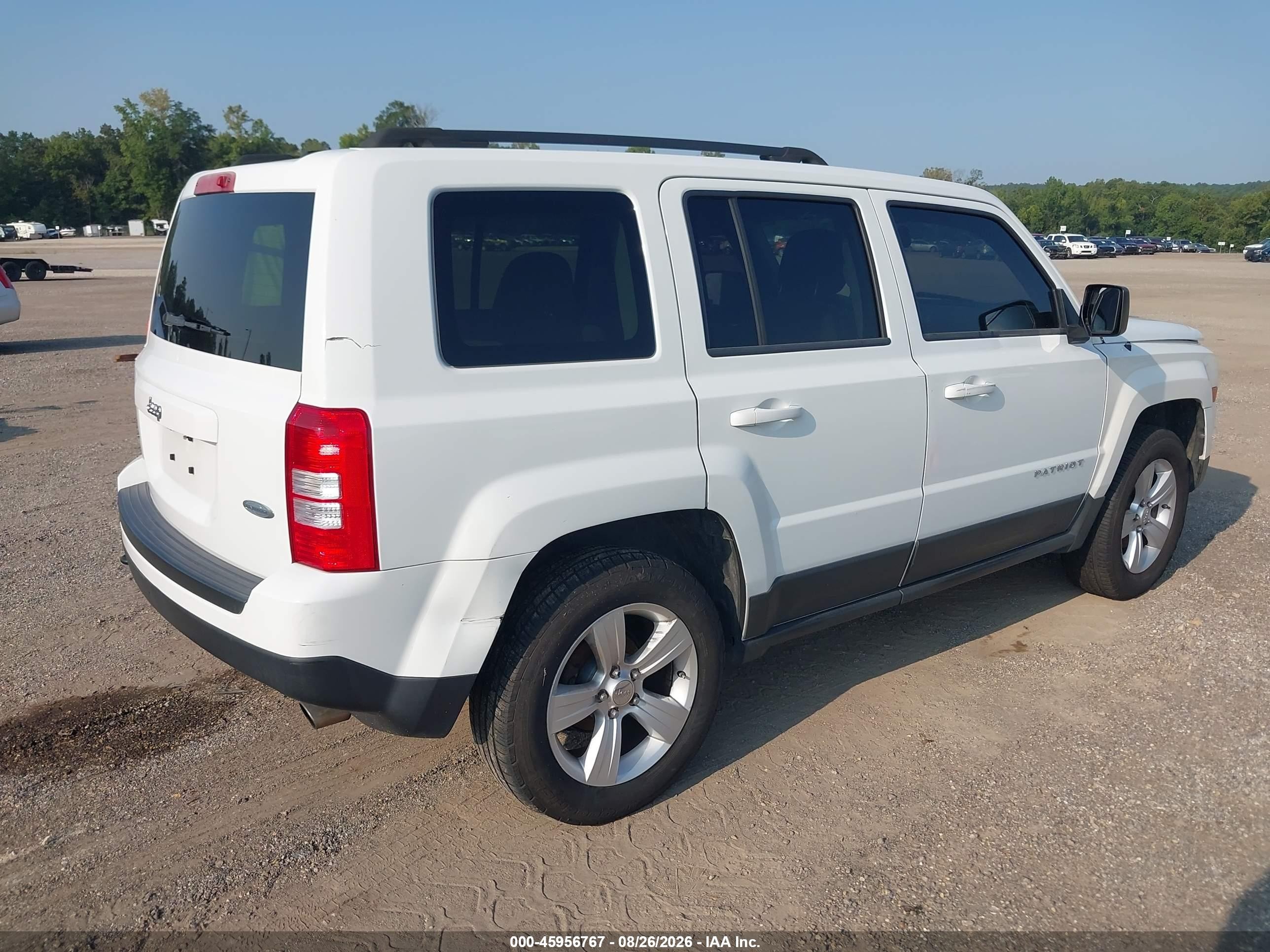 2012 Jeep Patriot Latitude Белый vin: 1C4NJRFB9CD659272