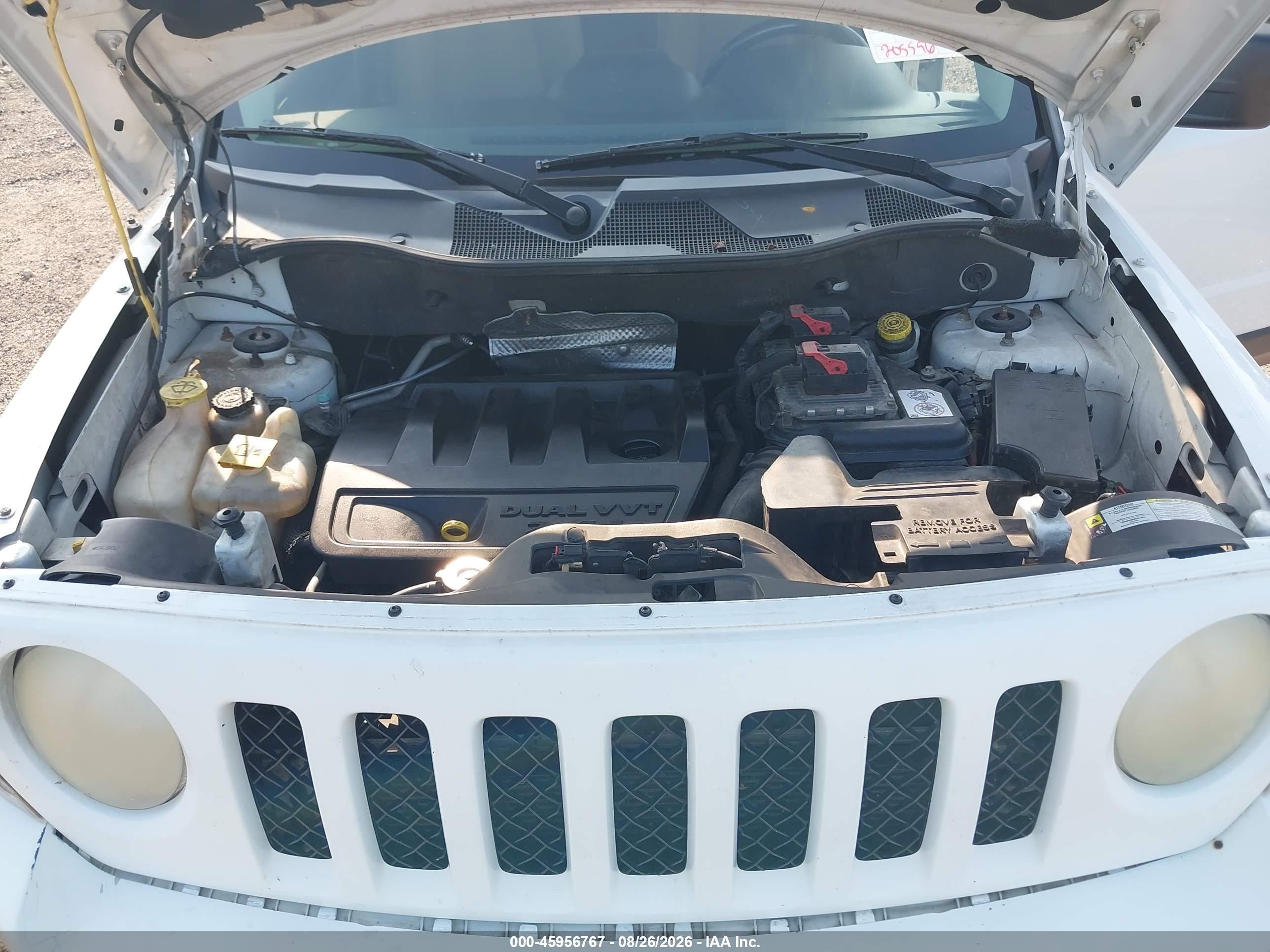 2012 Jeep Patriot Latitude Белый vin: 1C4NJRFB9CD659272