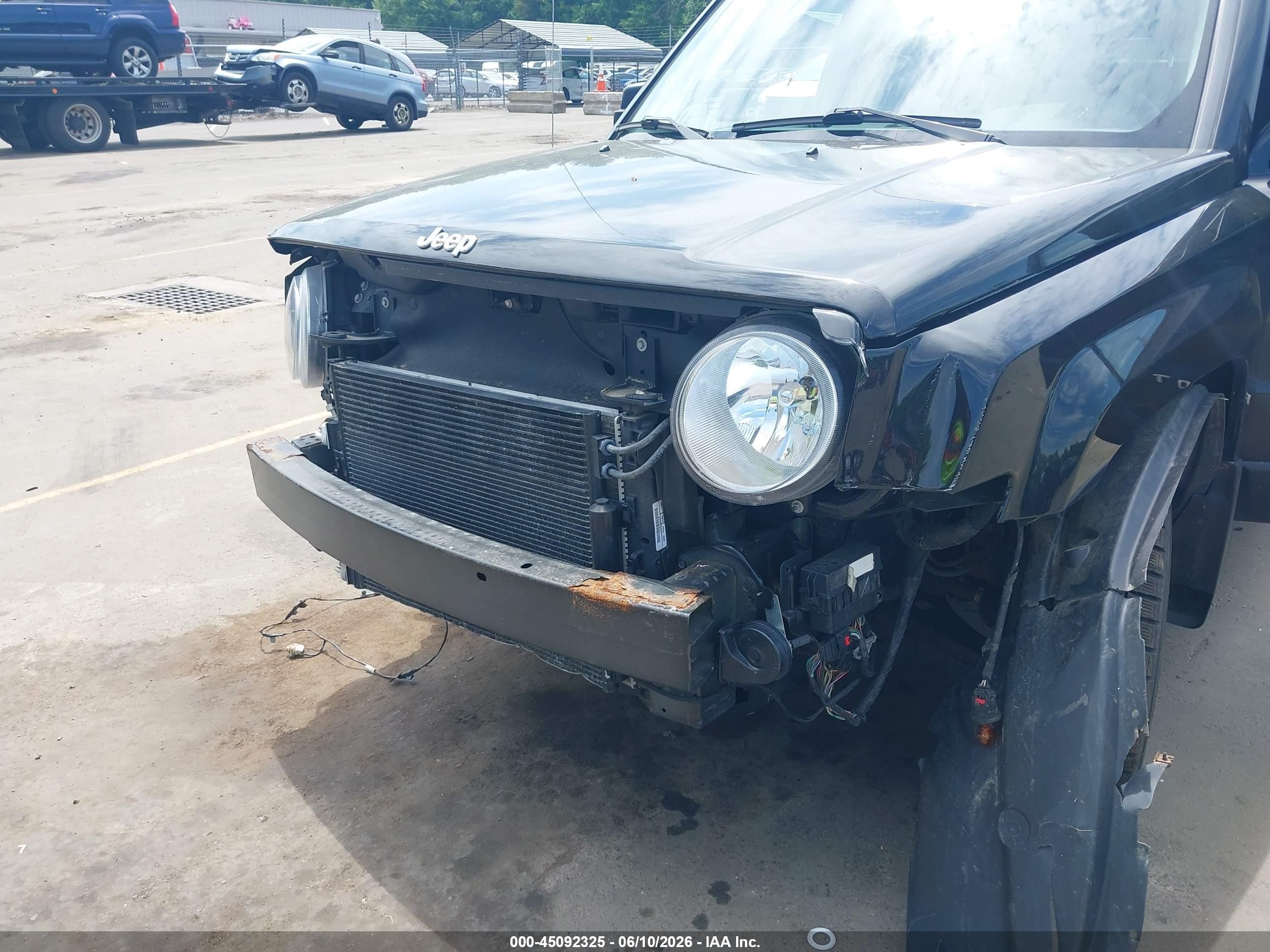 2012 Jeep Patriot Latitude Black vin: 1C4NJRFB9CD671521
