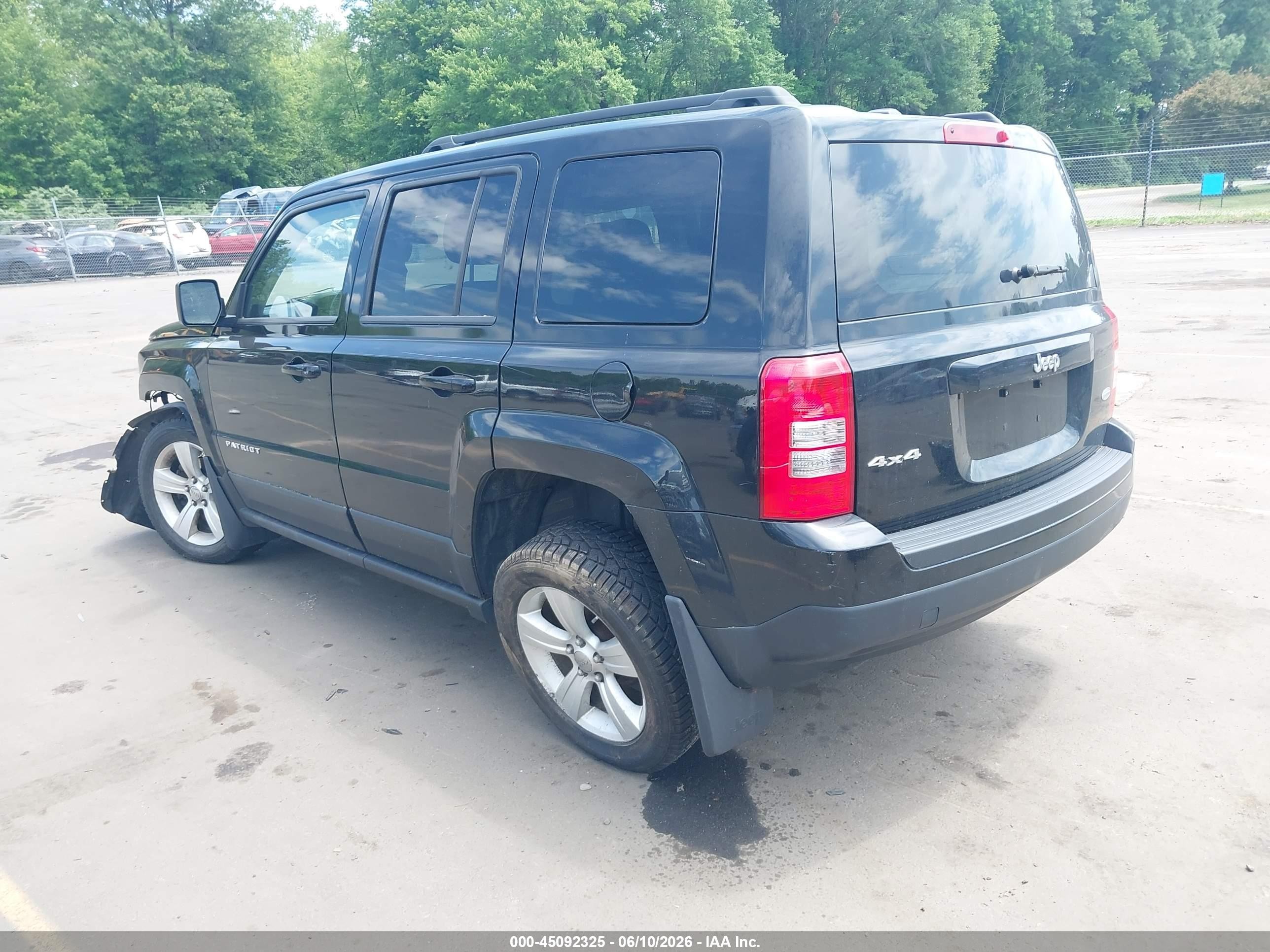 2012 Jeep Patriot Latitude Black vin: 1C4NJRFB9CD671521