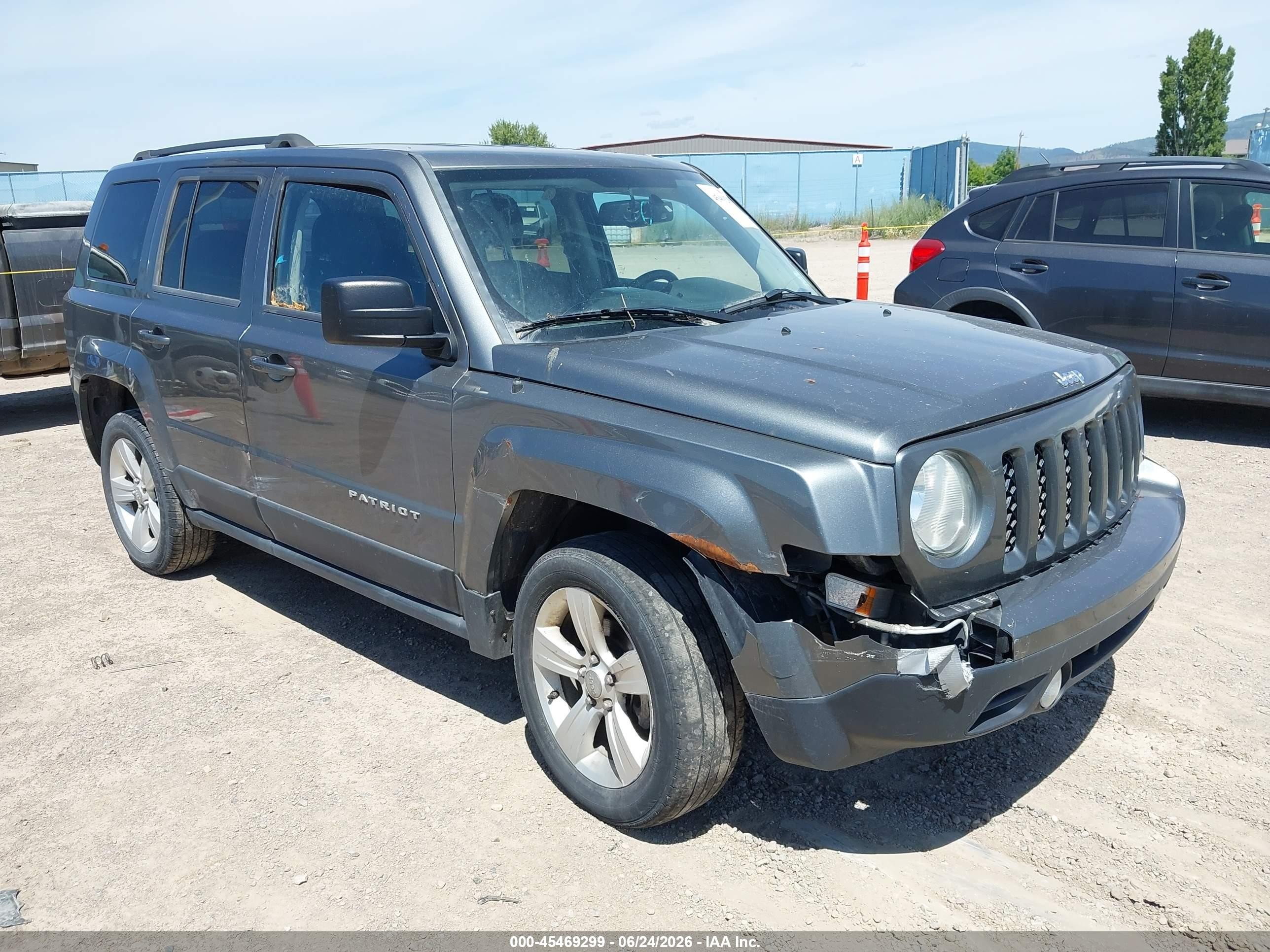 2012 Jeep Patriot Latitude Gray vin: 1C4NJRFB9CD683605