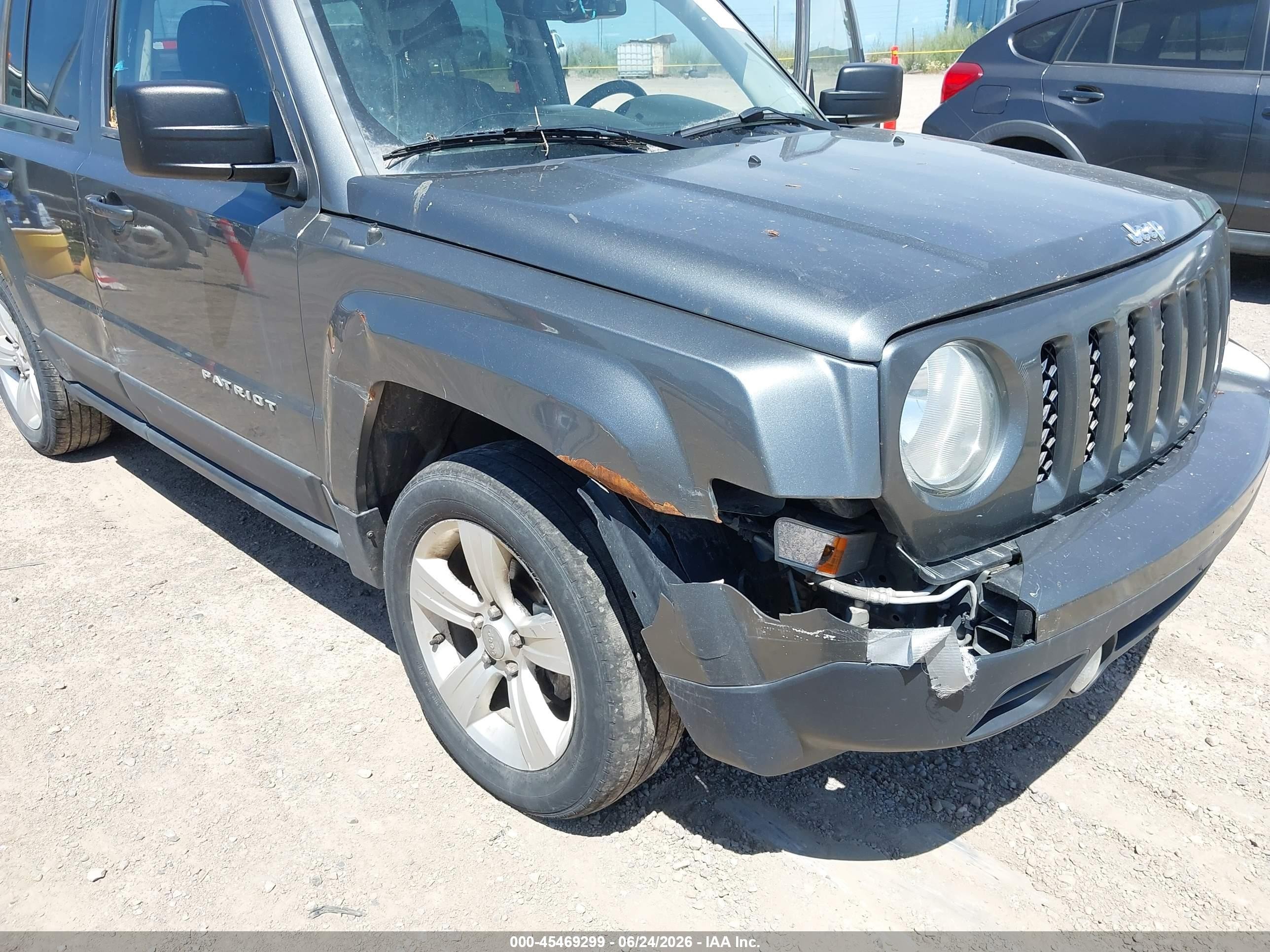 2012 Jeep Patriot Latitude Gray vin: 1C4NJRFB9CD683605
