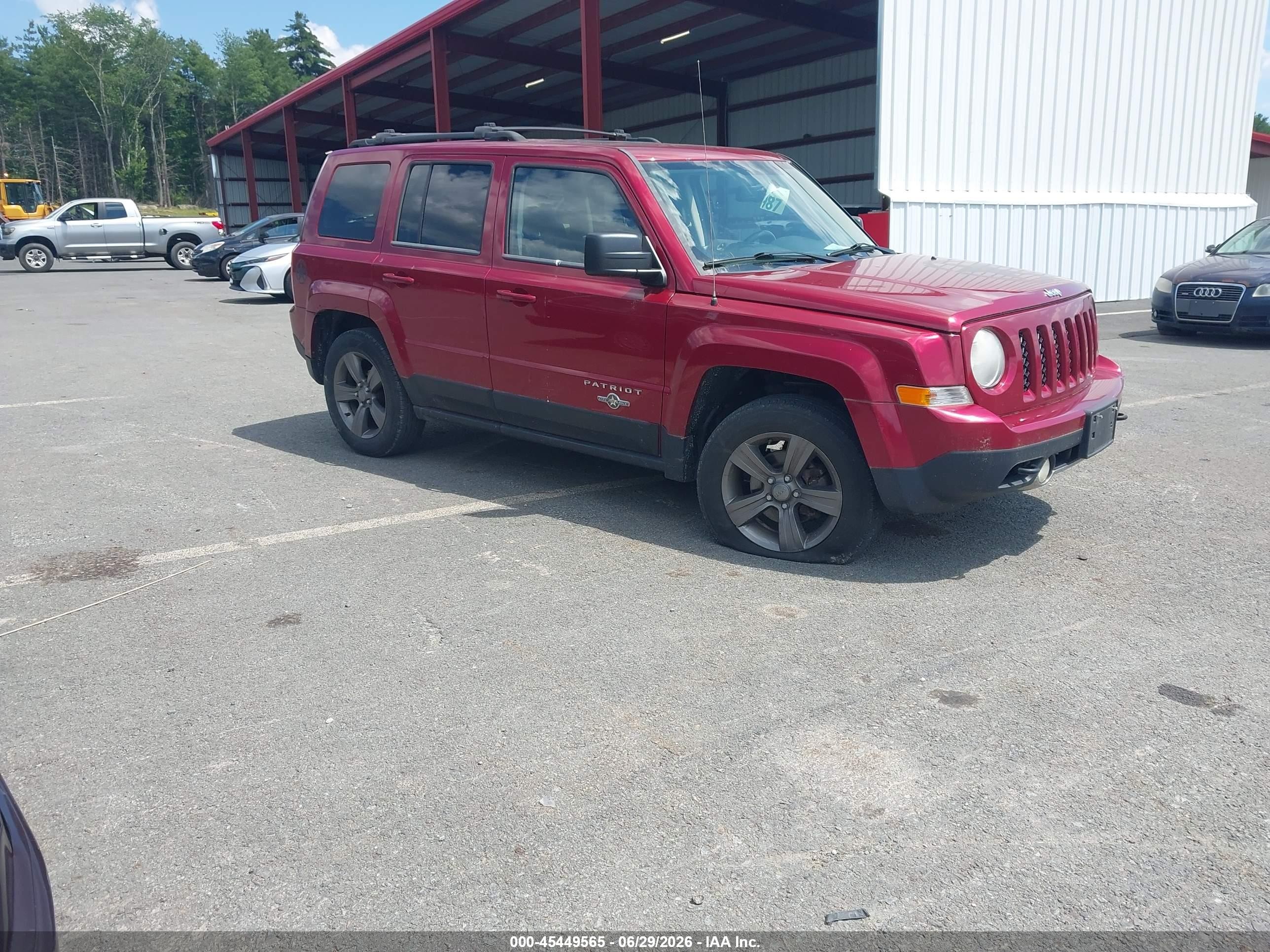 2013 Jeep Patriot Latitude Red vin: 1C4NJRFB9DD263845