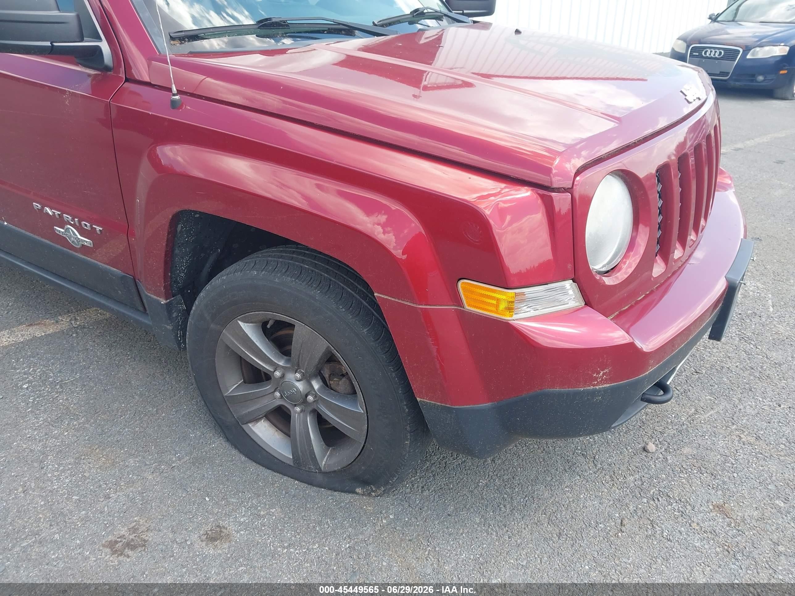2013 Jeep Patriot Latitude Red vin: 1C4NJRFB9DD263845