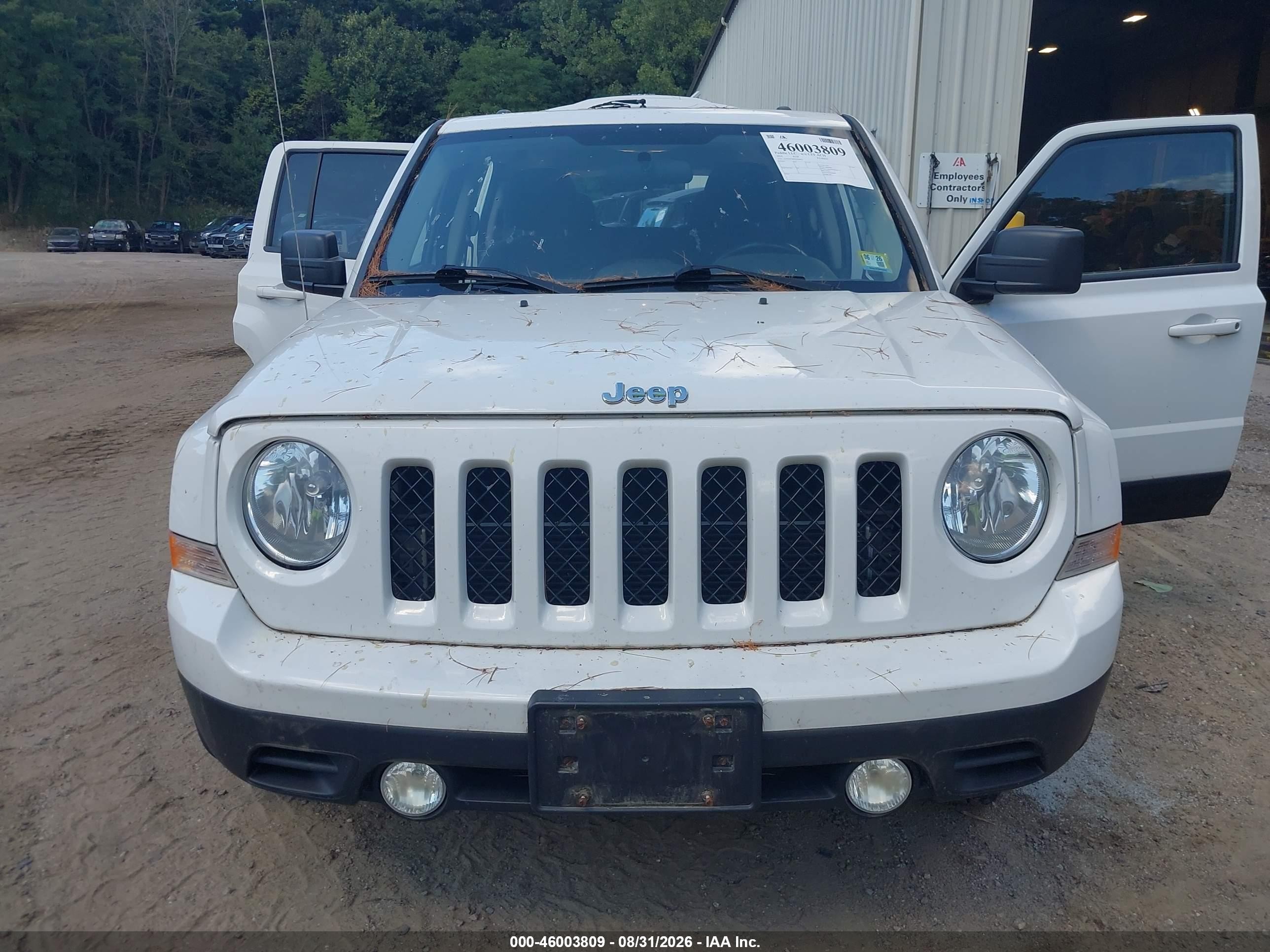 2014 Jeep Patriot Latitude White vin: 1C4NJRFB9ED500822