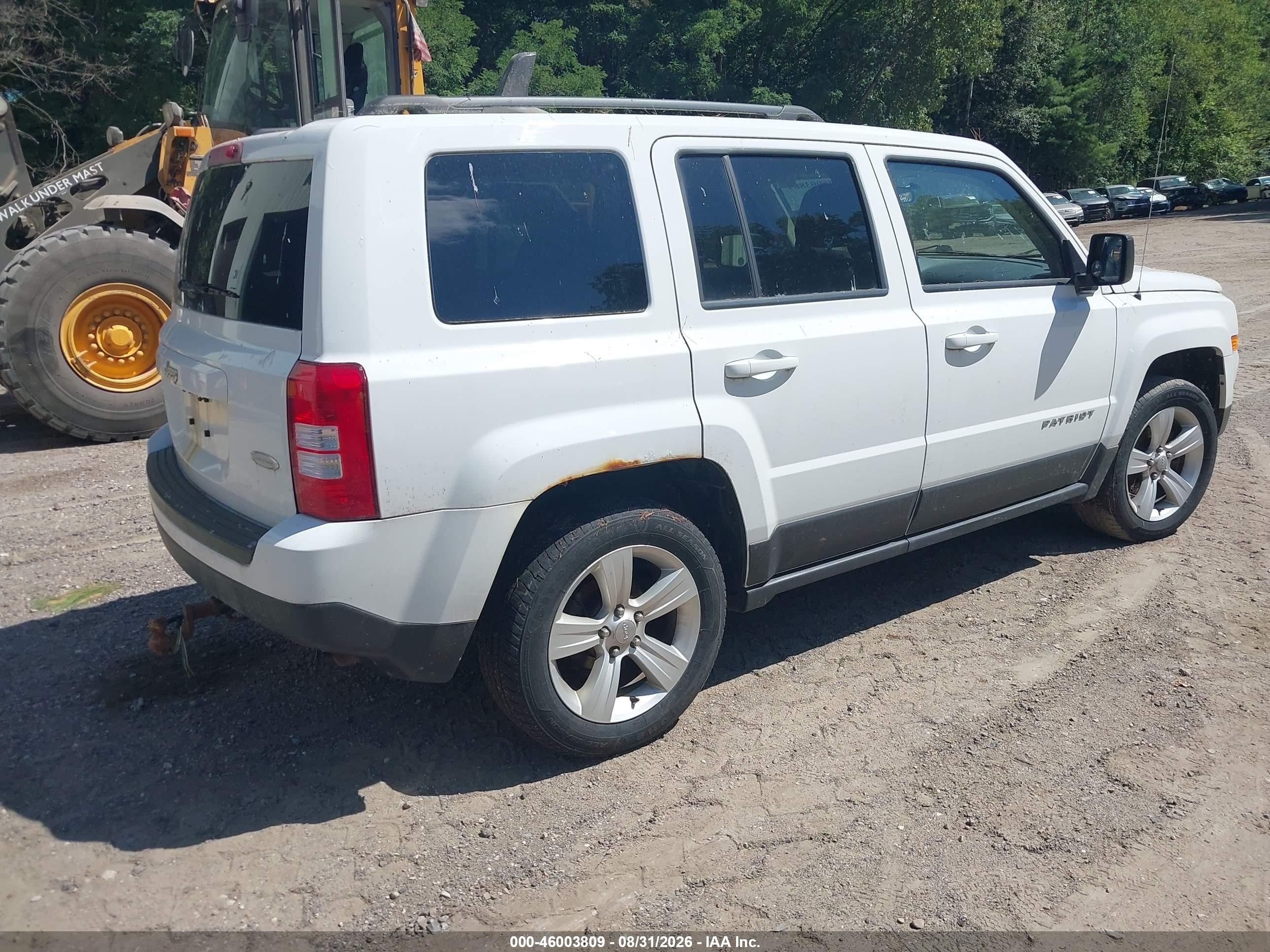 2014 Jeep Patriot Latitude White vin: 1C4NJRFB9ED500822