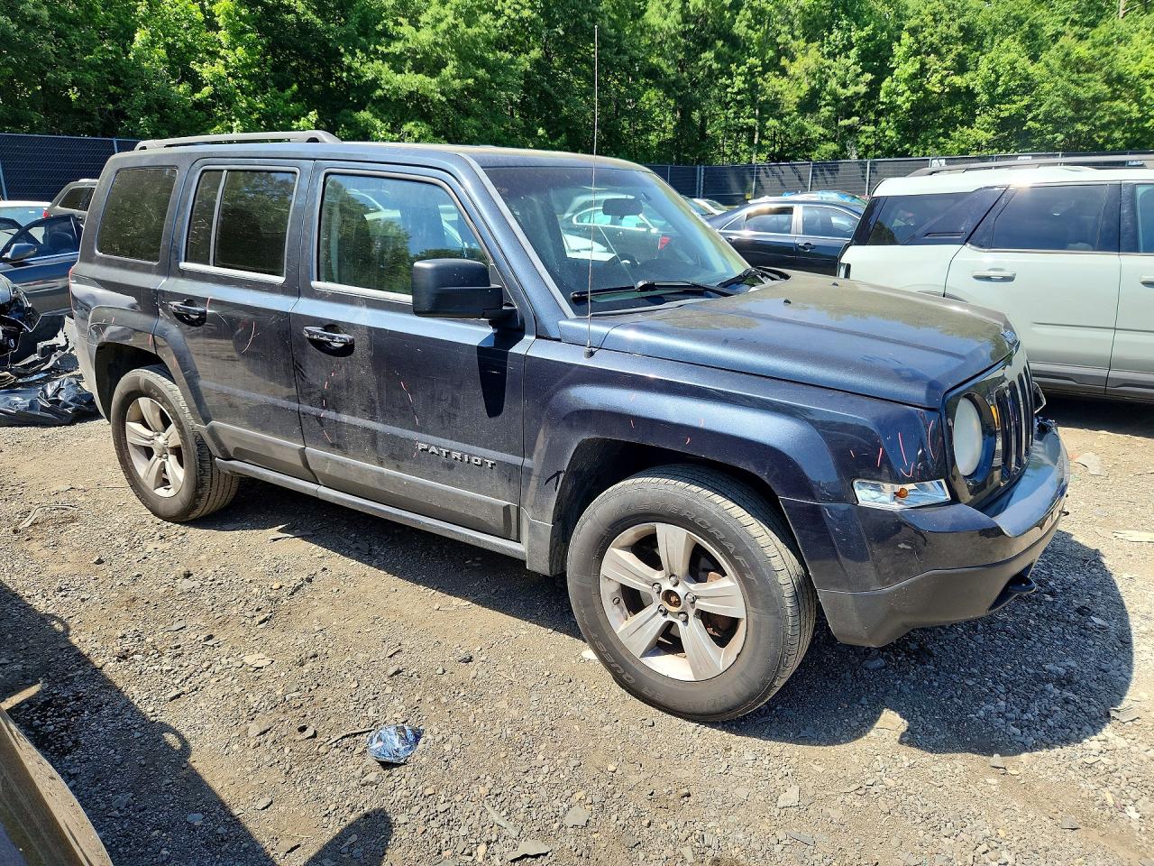 2014 Jeep Patriot Latitude Black vin: 1C4NJRFB9ED521752