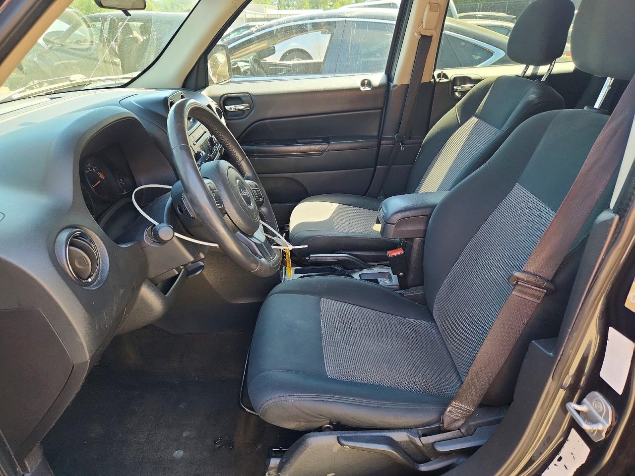 2014 Jeep Patriot Latitude Black vin: 1C4NJRFB9ED521752