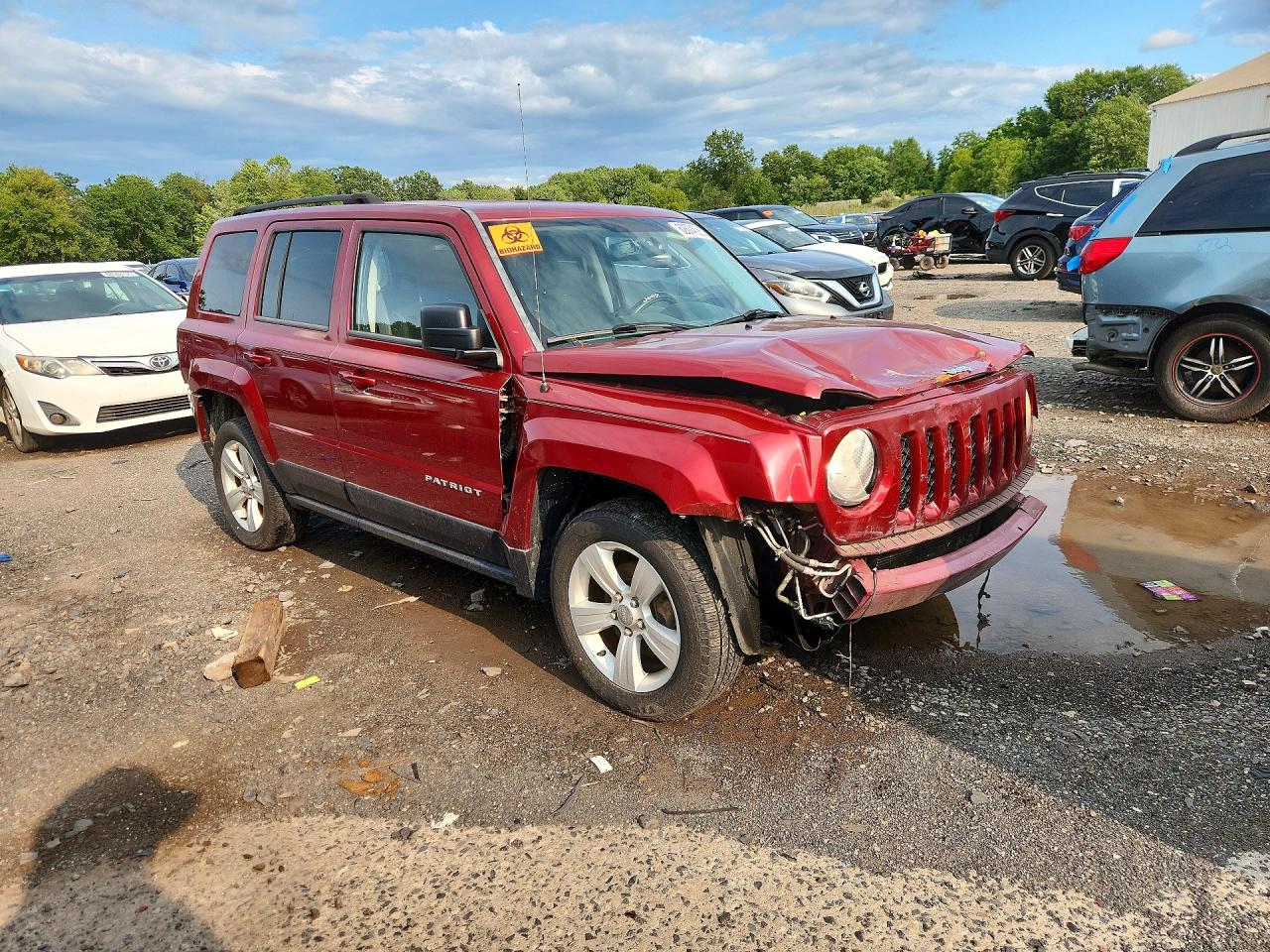 2014 Jeep Patriot Latitude Burgundy vin: 1C4NJRFB9ED629983