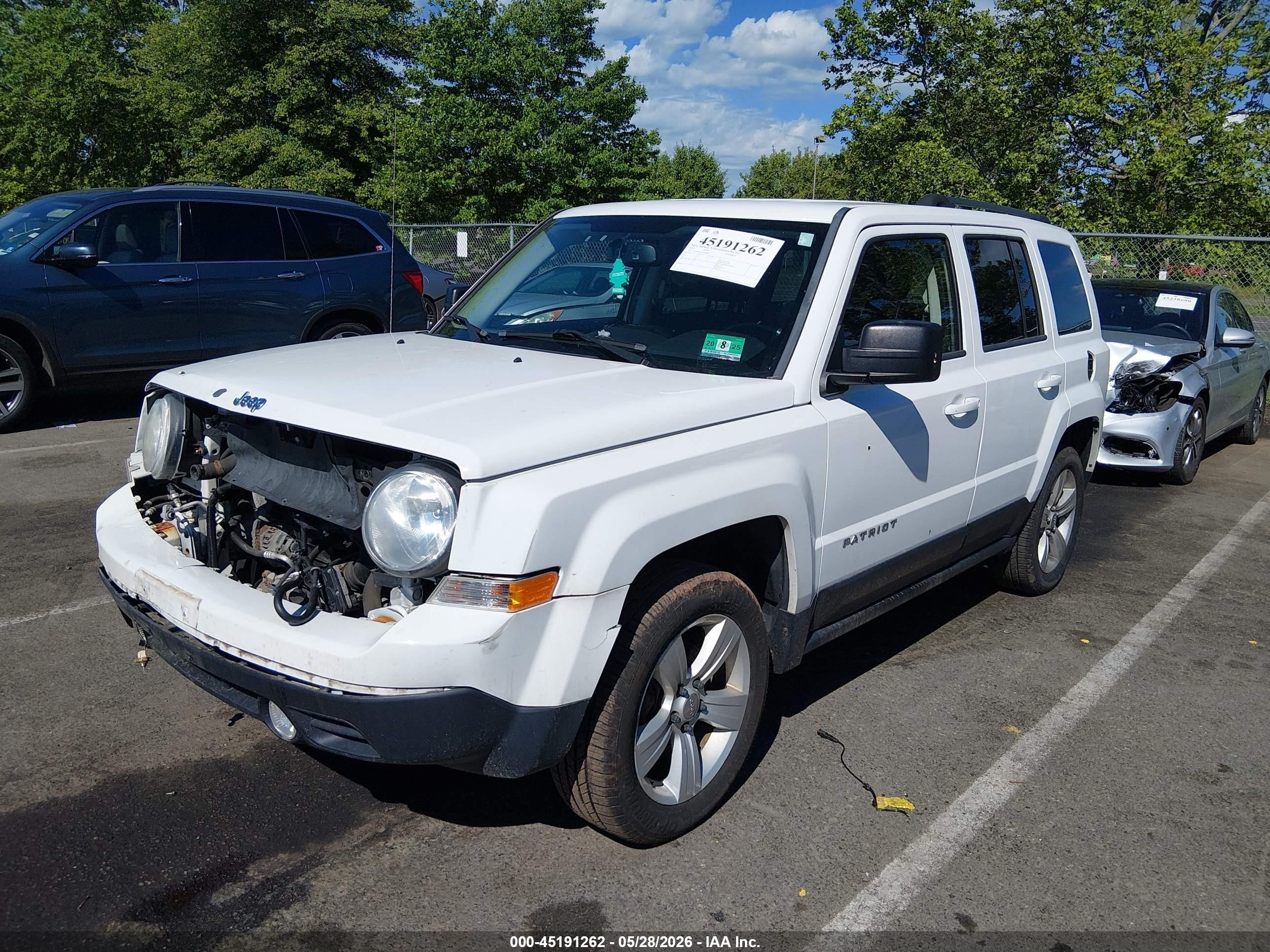 2014 Jeep Patriot Latitude Белый vin: 1C4NJRFB9ED689634