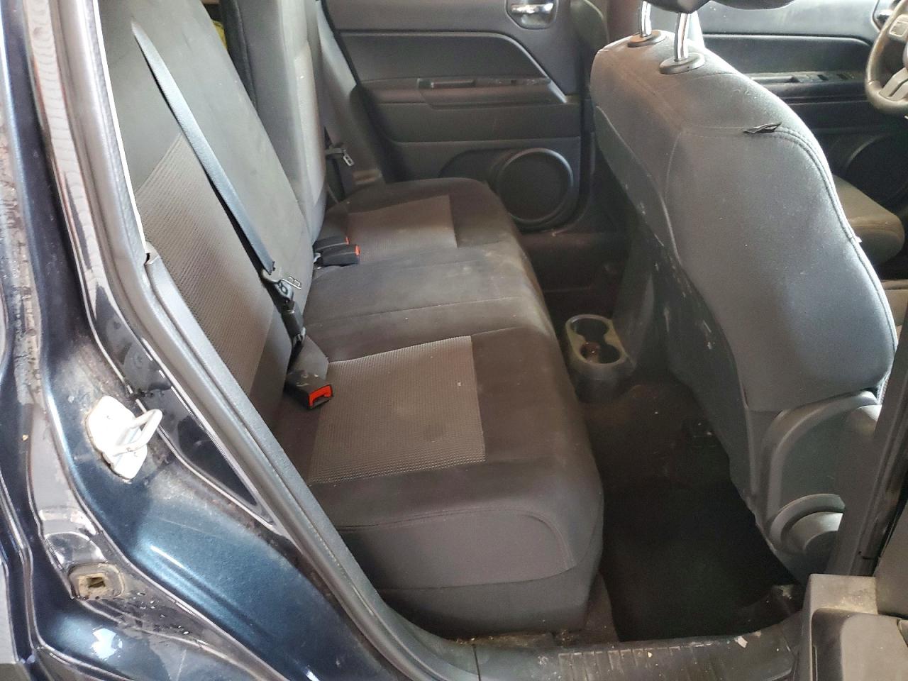 2014 Jeep Patriot Latitude Gray vin: 1C4NJRFB9ED713074