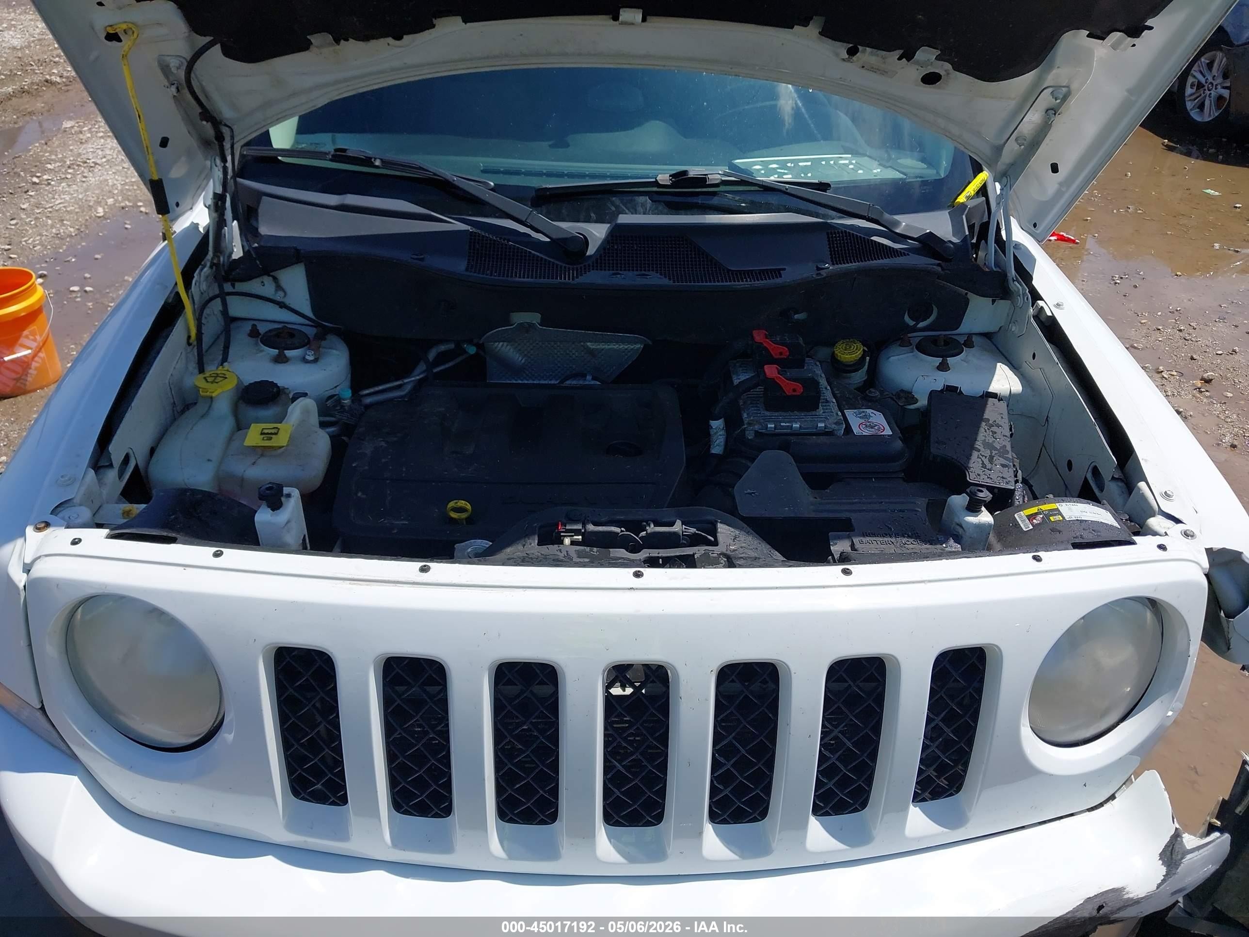 2014 Jeep Patriot Latitude Белый vin: 1C4NJRFB9ED713933