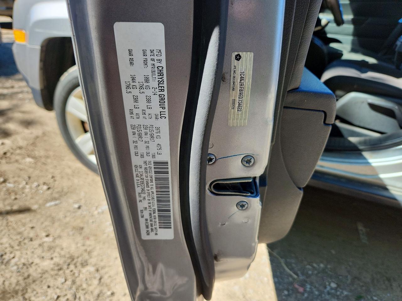 2014 Jeep Patriot Latitude Silver vin: 1C4NJRFB9ED734622