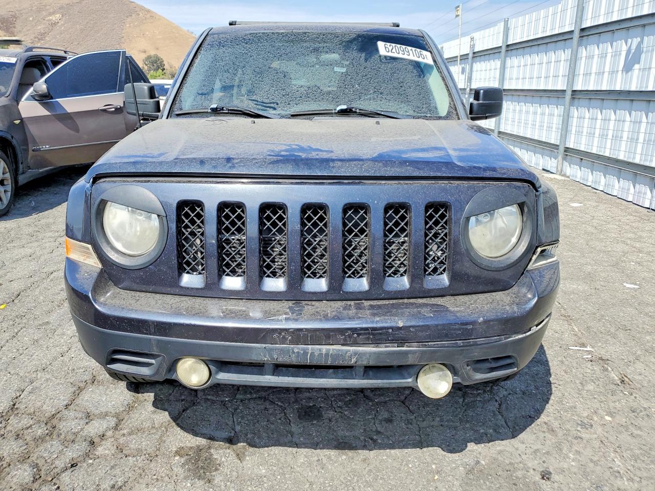 2014 Jeep Patriot Latitude Gray vin: 1C4NJRFB9ED759715