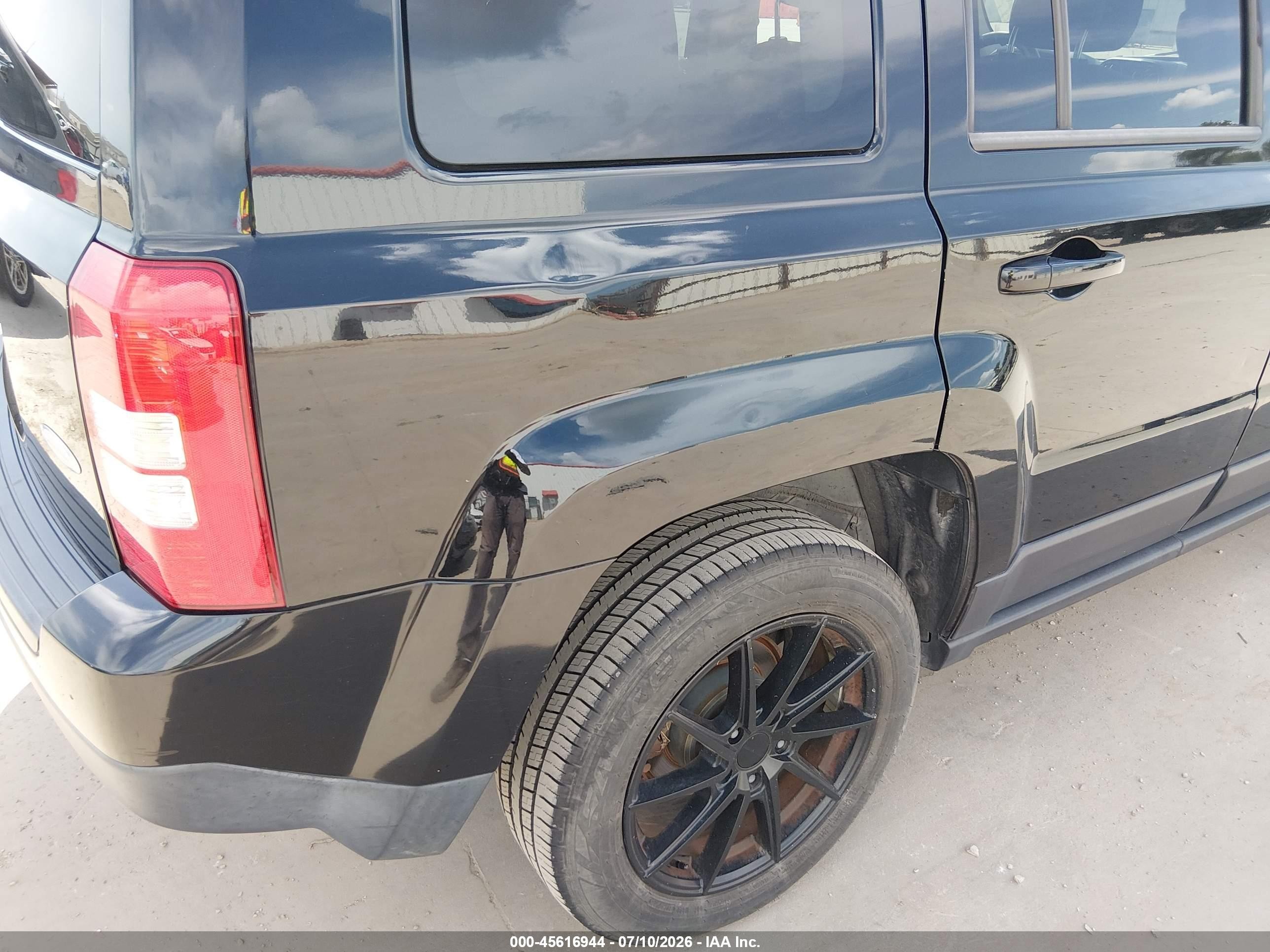 2014 Jeep Patriot Latitude Black vin: 1C4NJRFB9ED788258
