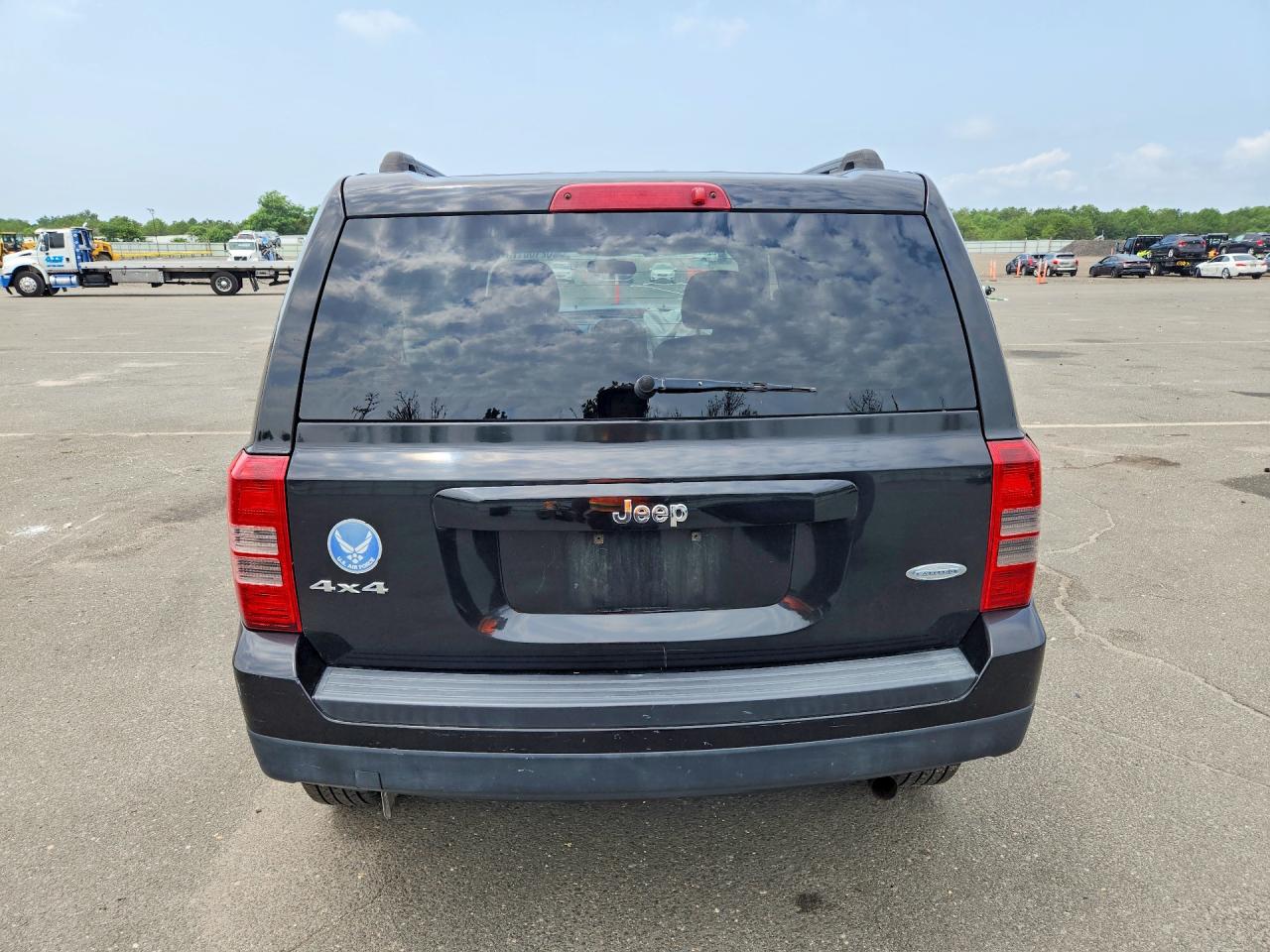 2014 Jeep Patriot Latitude Black vin: 1C4NJRFB9ED796232
