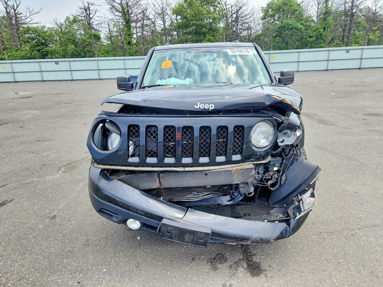 2014 Jeep Patriot Latitude Black vin: 1C4NJRFB9ED796232