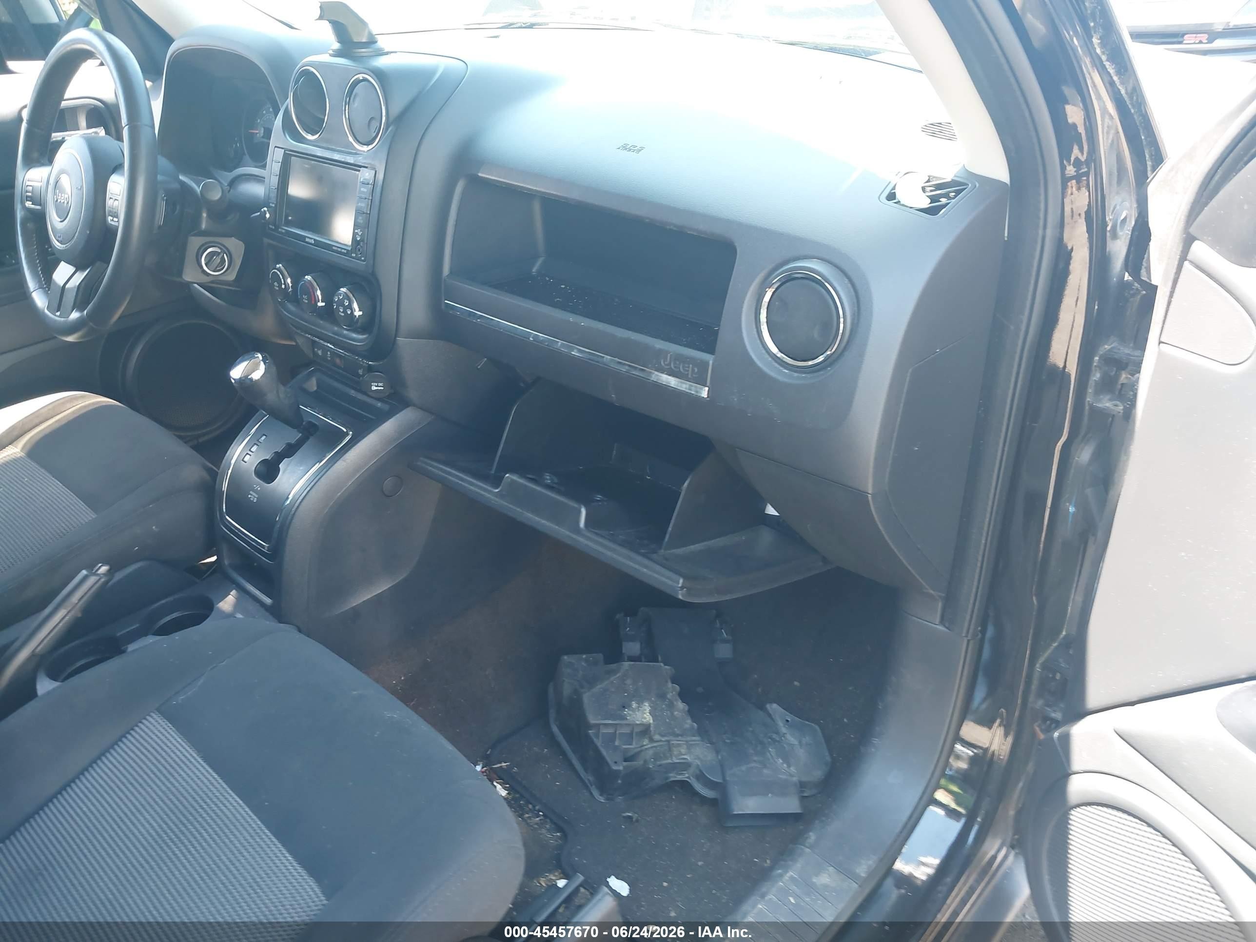 2014 Jeep Patriot Latitude Черный vin: 1C4NJRFB9ED892314