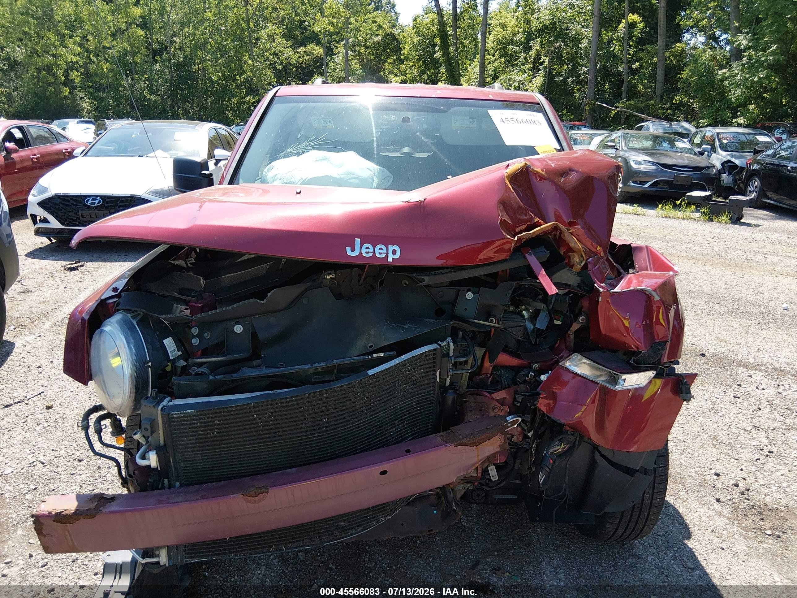 2014 Jeep Patriot Latitude Red vin: 1C4NJRFB9ED897903