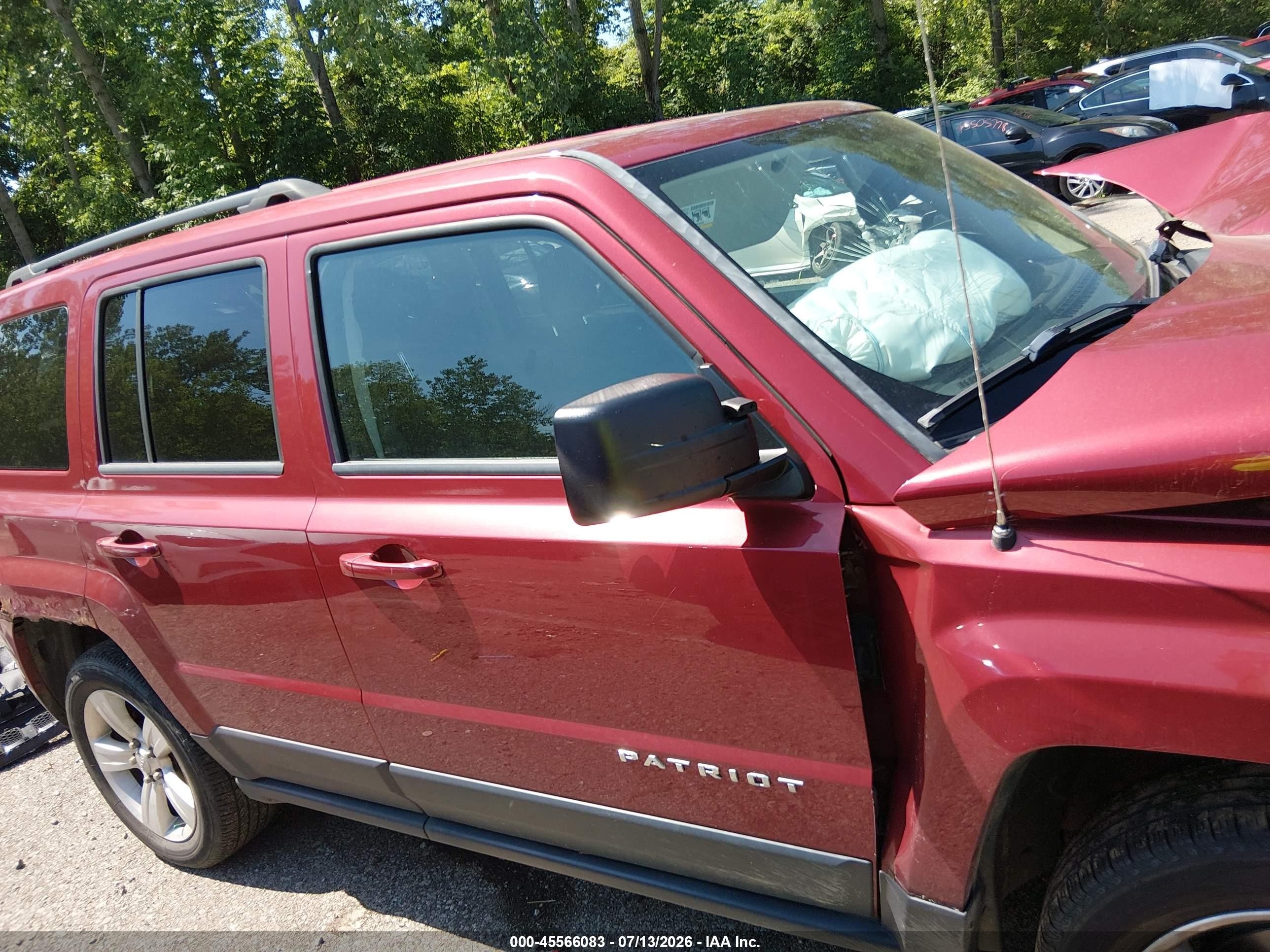 2014 Jeep Patriot Latitude Red vin: 1C4NJRFB9ED897903
