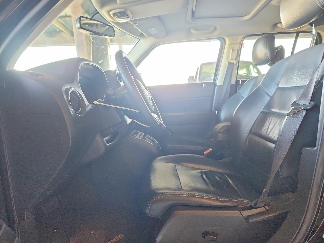 2015 Jeep Patriot Latitude Black vin: 1C4NJRFB9FD114726