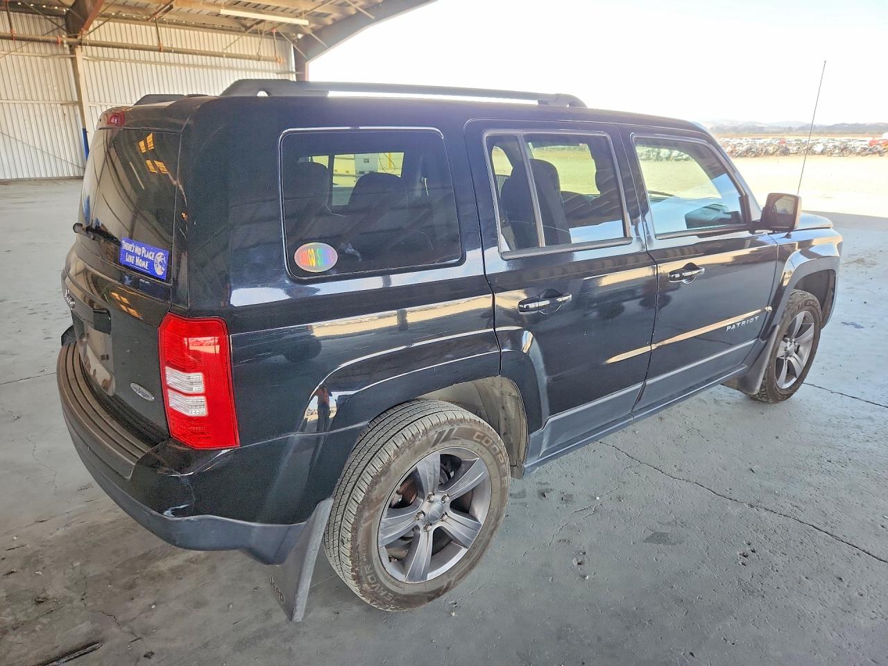 2015 Jeep Patriot Latitude Black vin: 1C4NJRFB9FD114726