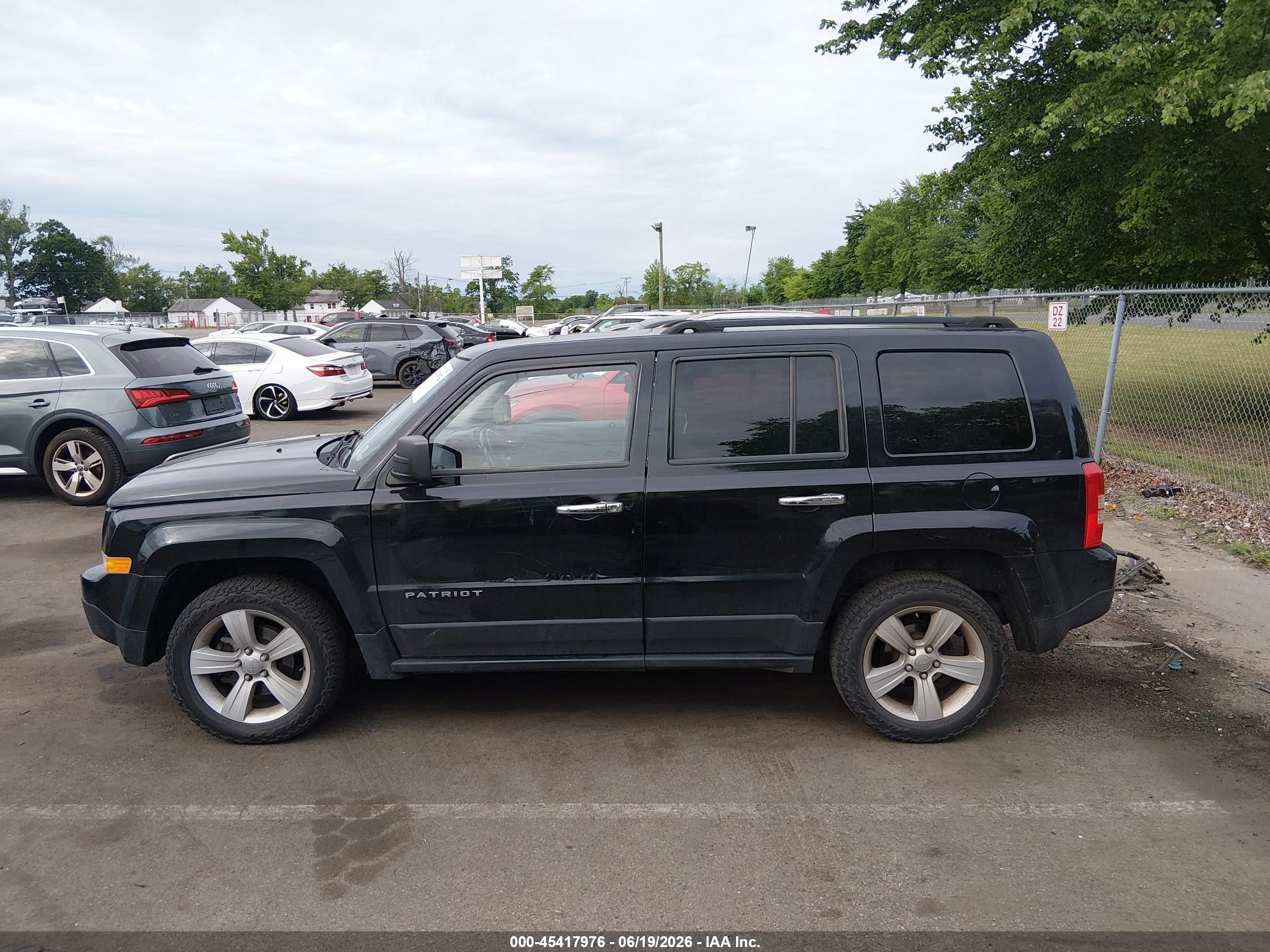 2015 Jeep Patriot Latitude Black vin: 1C4NJRFB9FD154238